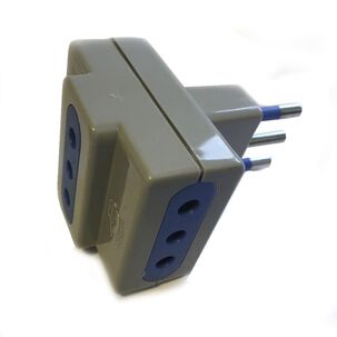 Enchufe Triple C/tierra 10a Gris Royaltech