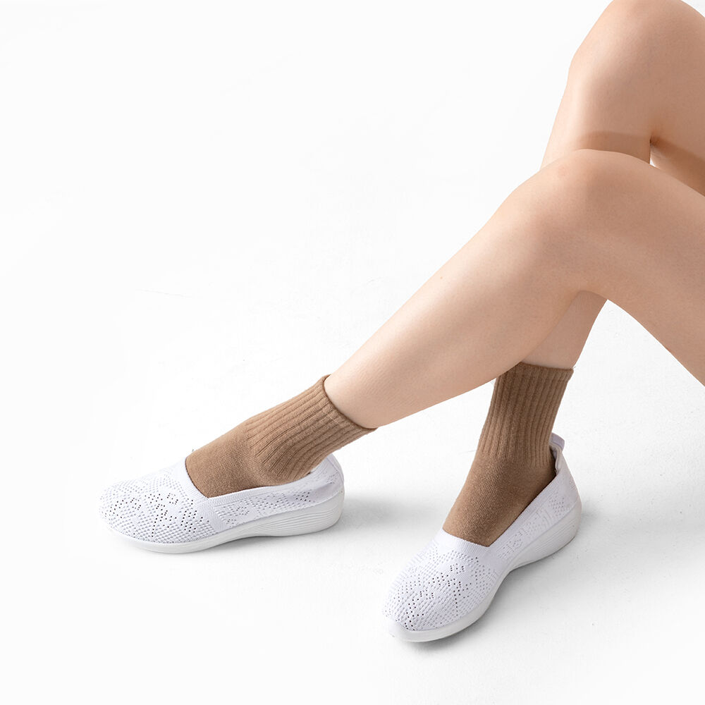 Zapatilla Deportiva Casual Slip On Mujer Weide Tfa206 image number 2.0