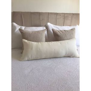 Cojin Con Detalles Bordados Rectangular 35 X 90cm