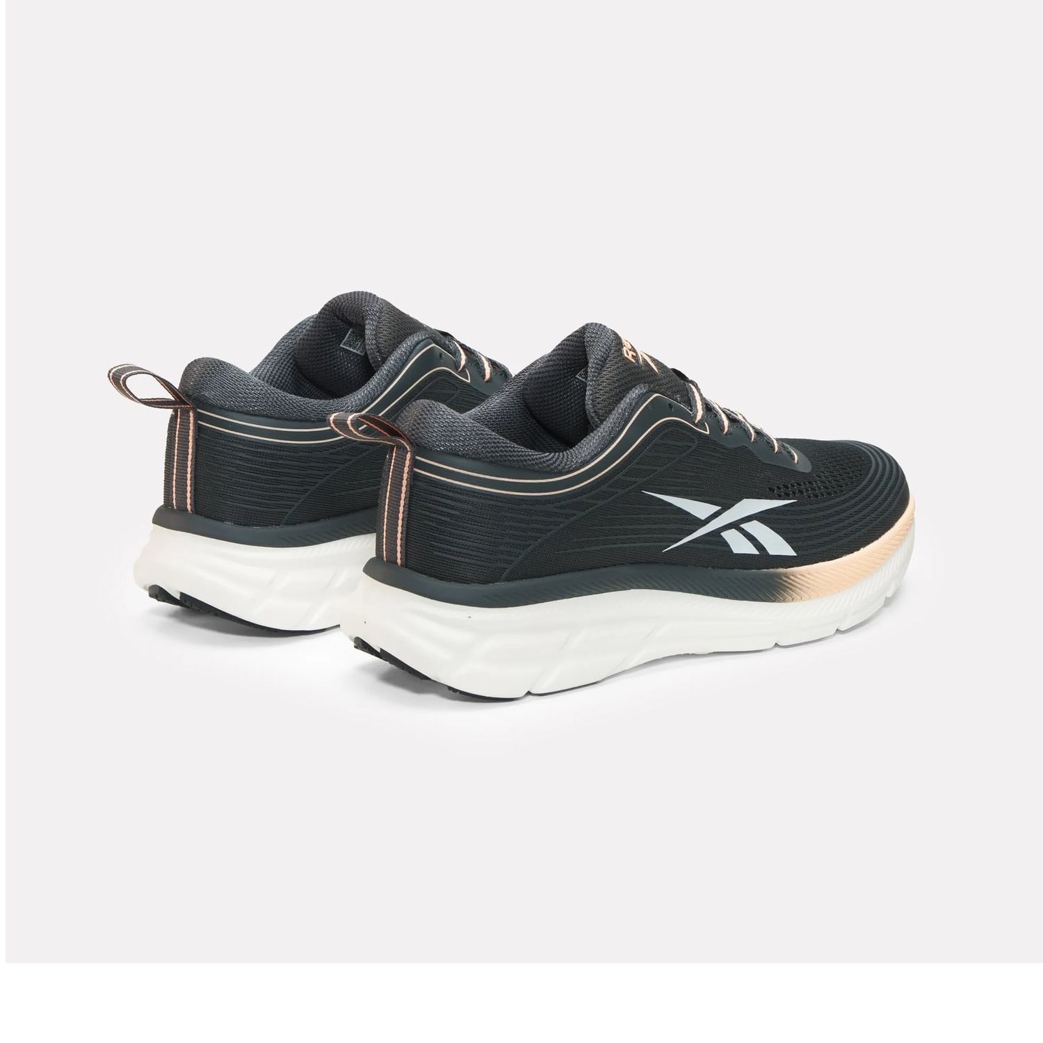 Zapatilla Reebok Road Strider Mujer Gris image number 2.0