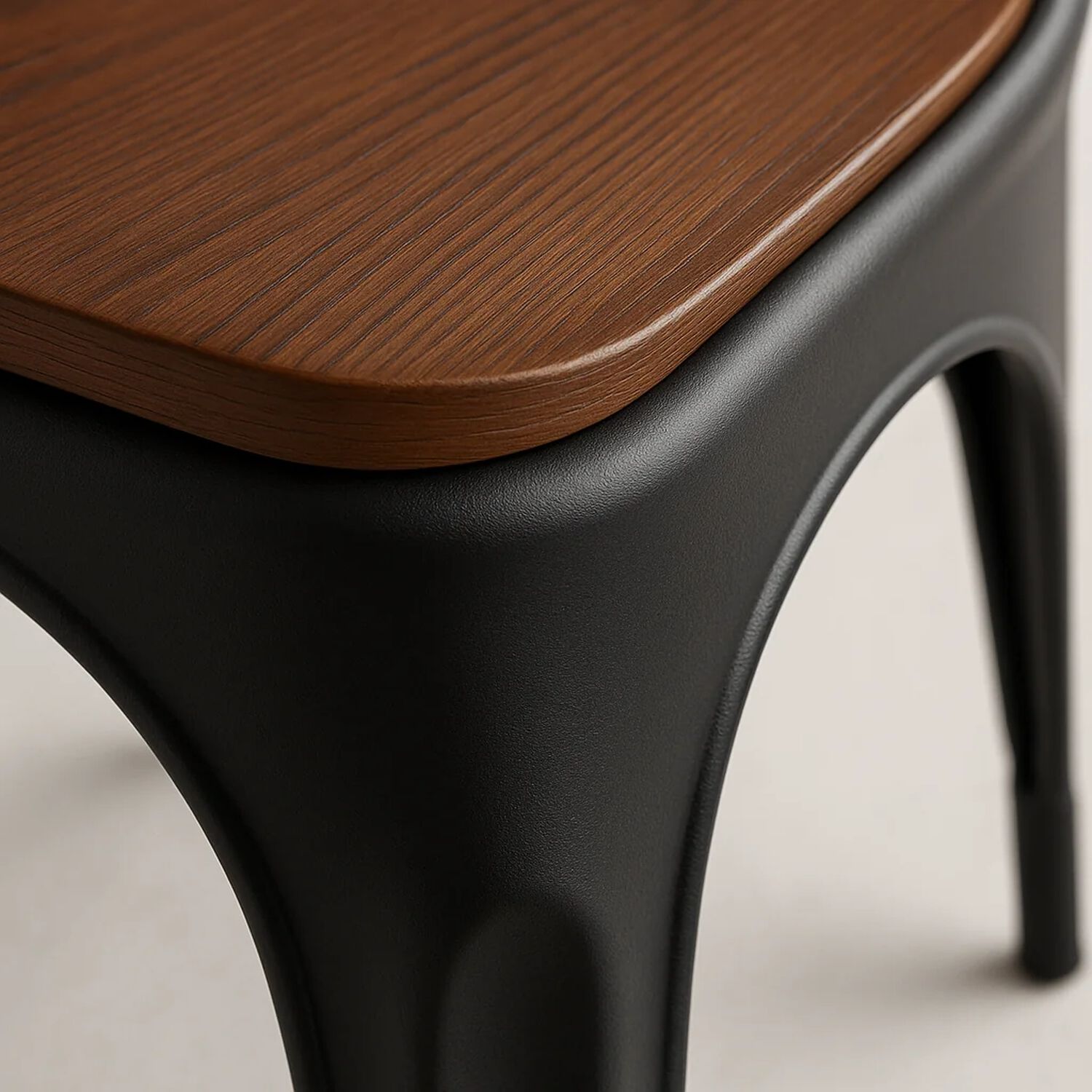 Silla Tolix De Comedor O Terraza Exterior Con Asiento De Madera Oscura Walnut - Negra image number 5.0