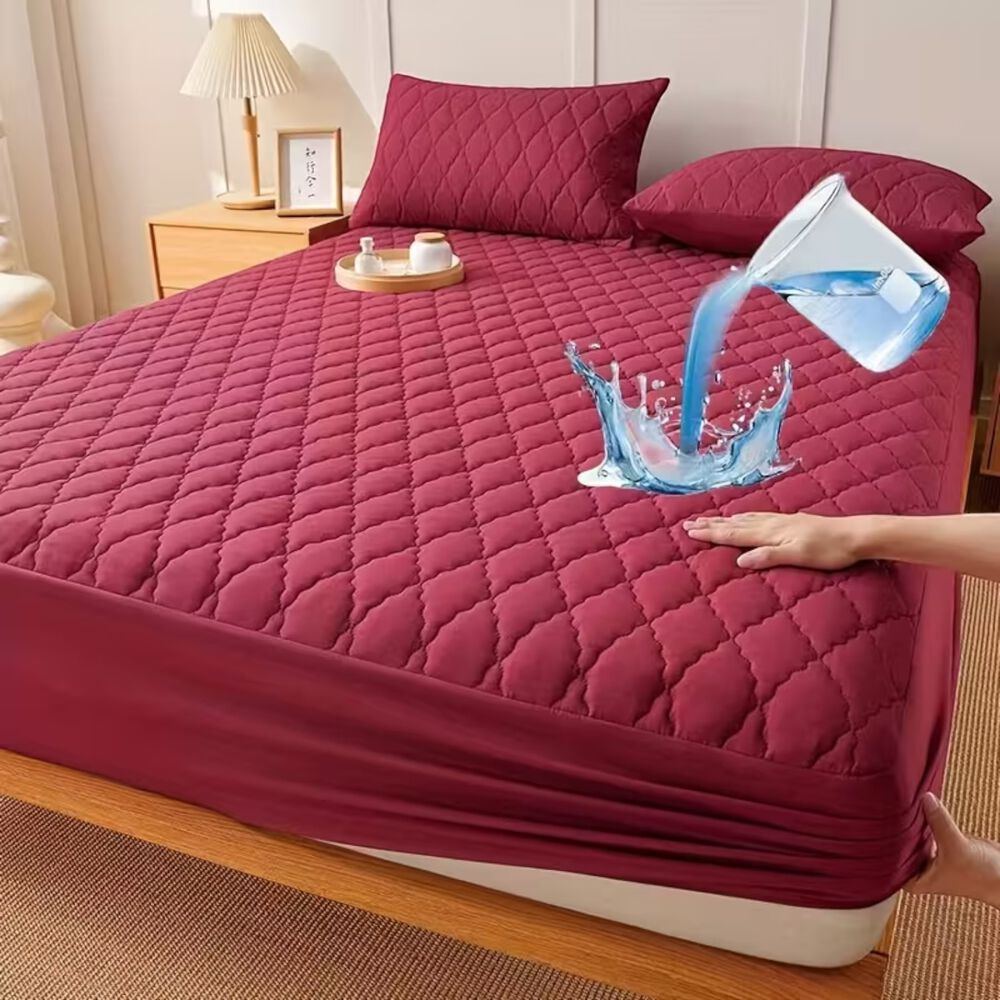 Cubrecolch&oacute;n Impermeable King + 02 Fundas De Almohada Burdeo image number 4.0