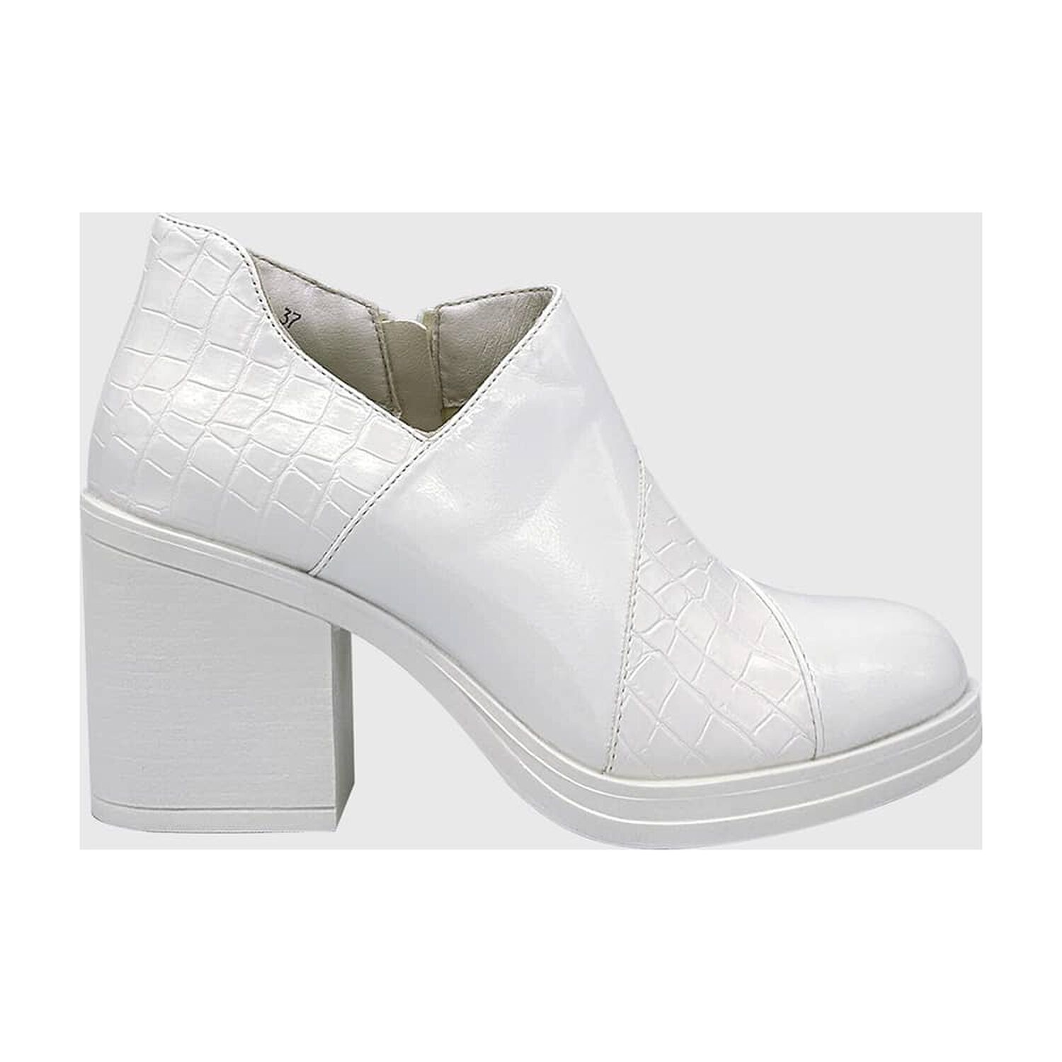 Botin Para Mujer Charol Con Taco Blanco image number 3.0