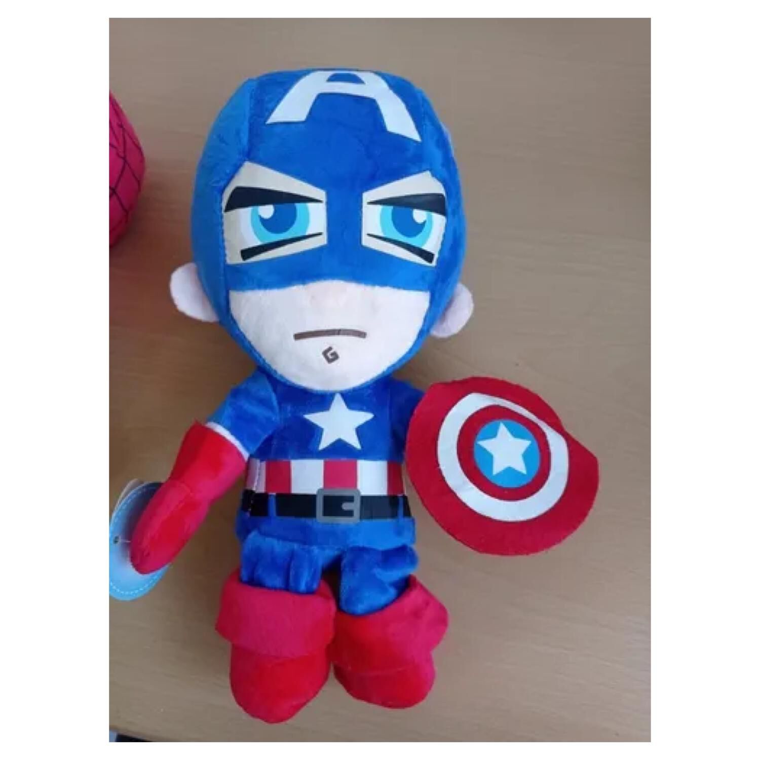 Juguete Peluche Capitan America Bebe 28c M image number 1.0