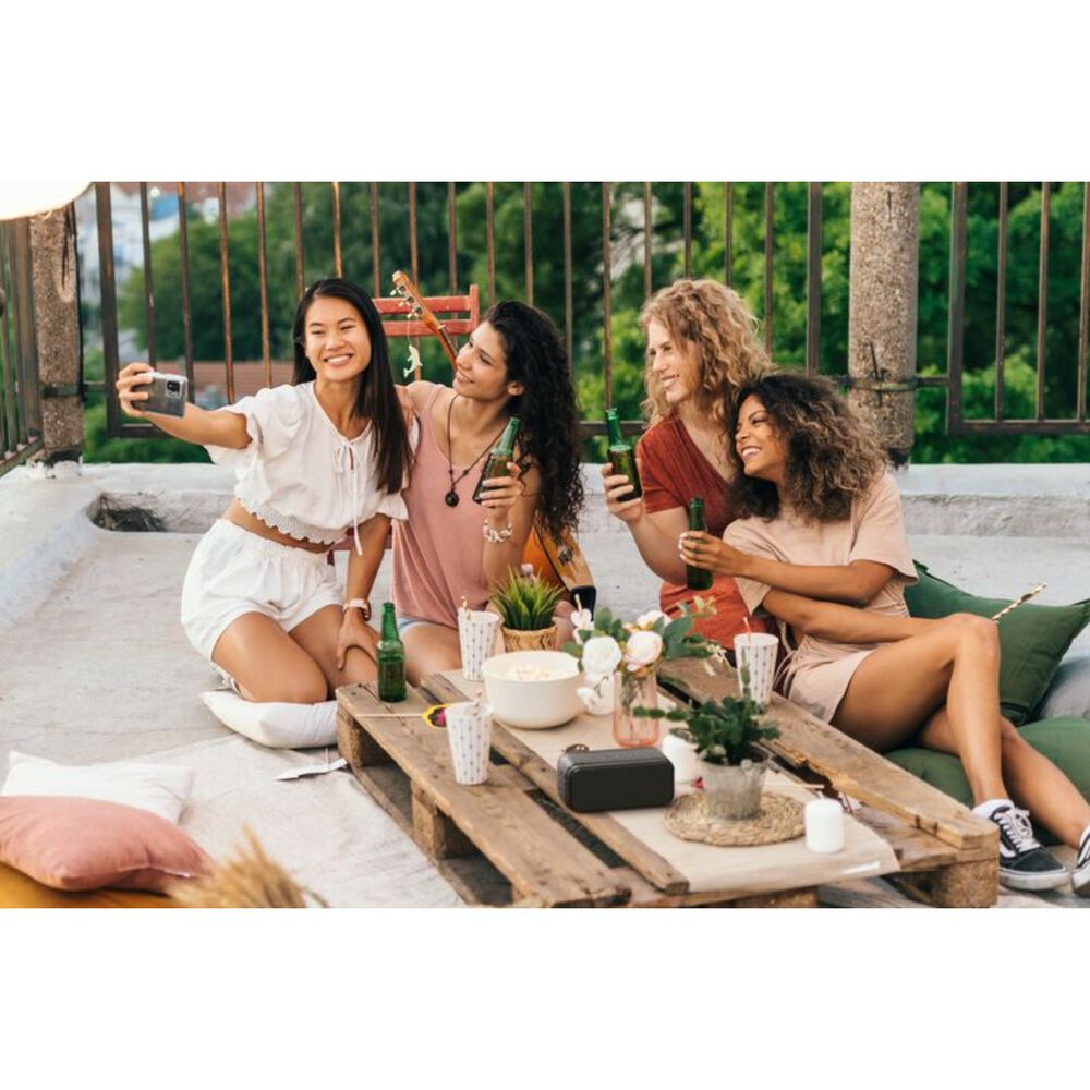 Parlante Bluetooth 5.3 Portátil Nashville Klipsch Negro image number 12.0