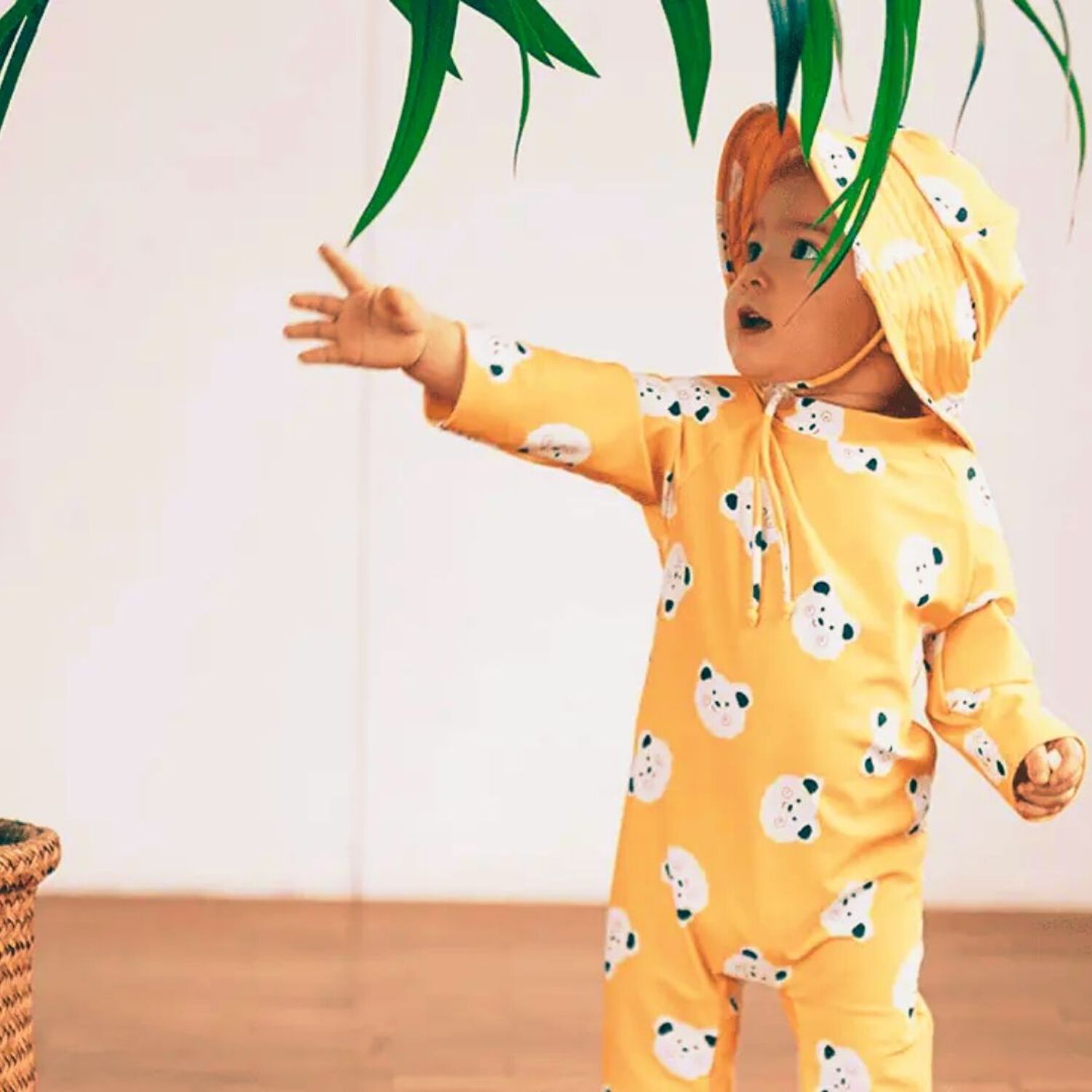 Traje De Ba&ntilde;o Enterito Manga Larga Ni&ntilde;o Jump Kids Amarillo image number 2.0