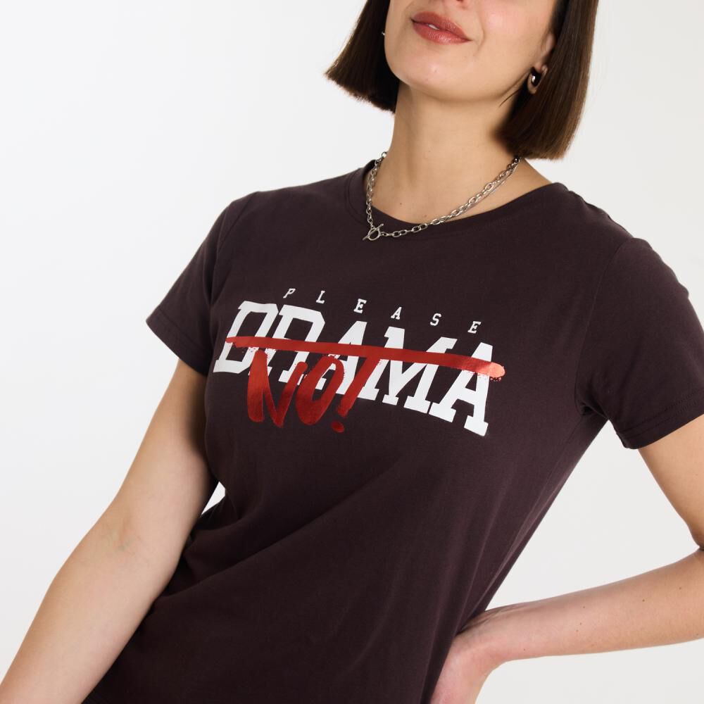 Polera Print Frase Manga Corta Cuello Redondo Mujer Rolly Go image number 4.0