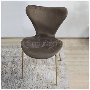 Silla Corazon Gold Cafe