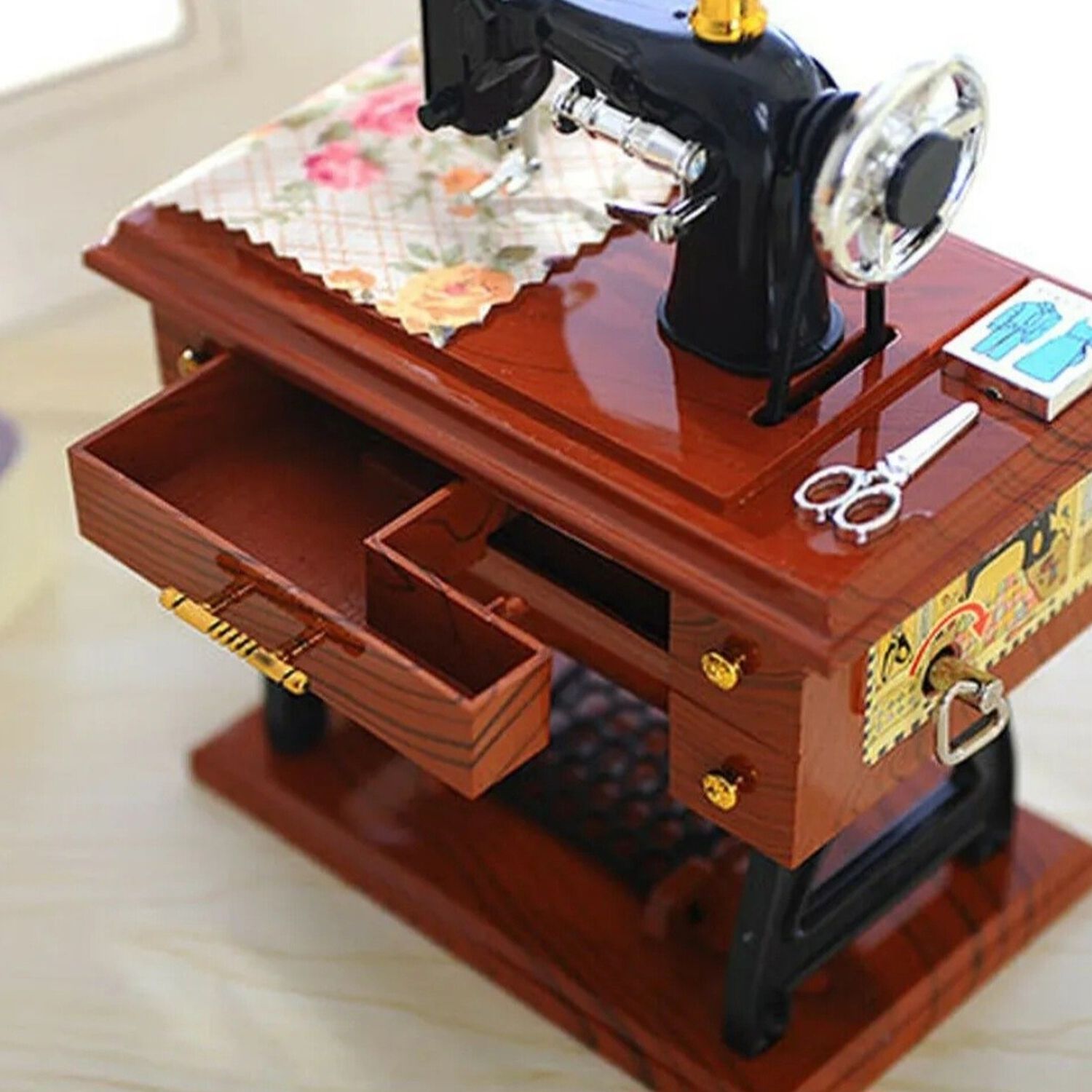 Caja Muical Maquina De Coser image number 3.0