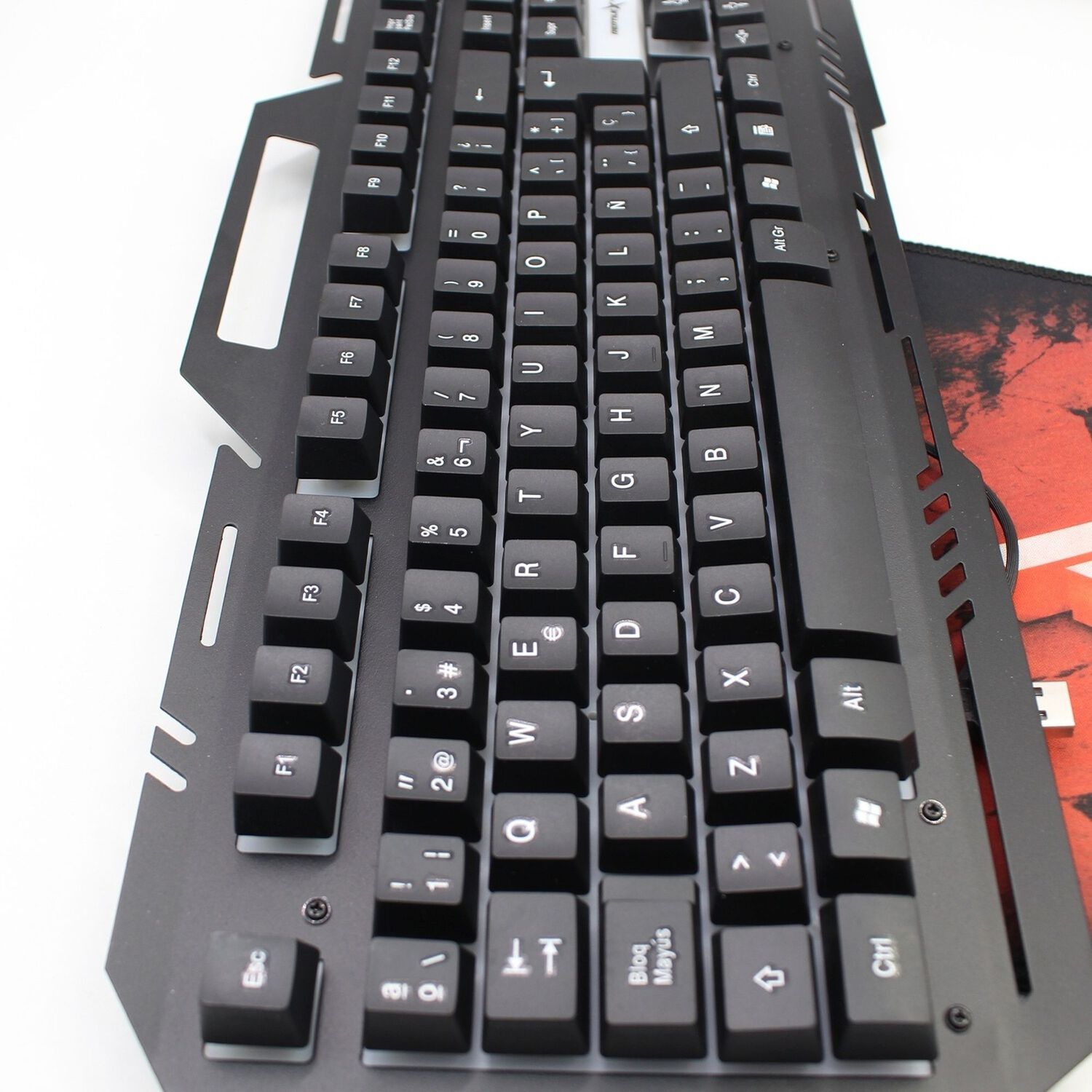Kit Gamer 4 En 1 Mouse Teclado Pad Audifonos Reptilex Rx0042 image number 4.0