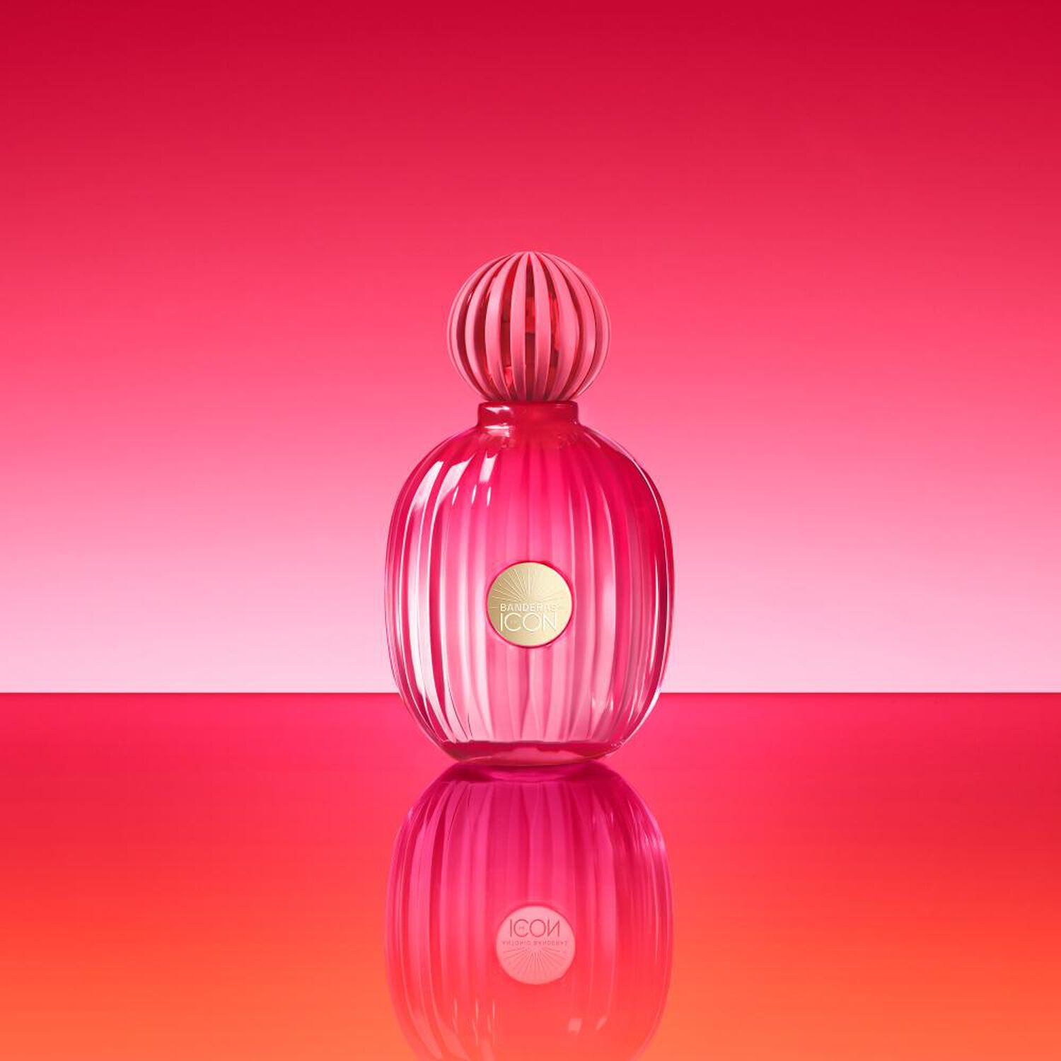 Set De Perfumer&iacute;a Mujer The Icon For Women Banderas / 50 Ml / Edp + Loci&oacute;n Coporal 75 Ml image number 3.0