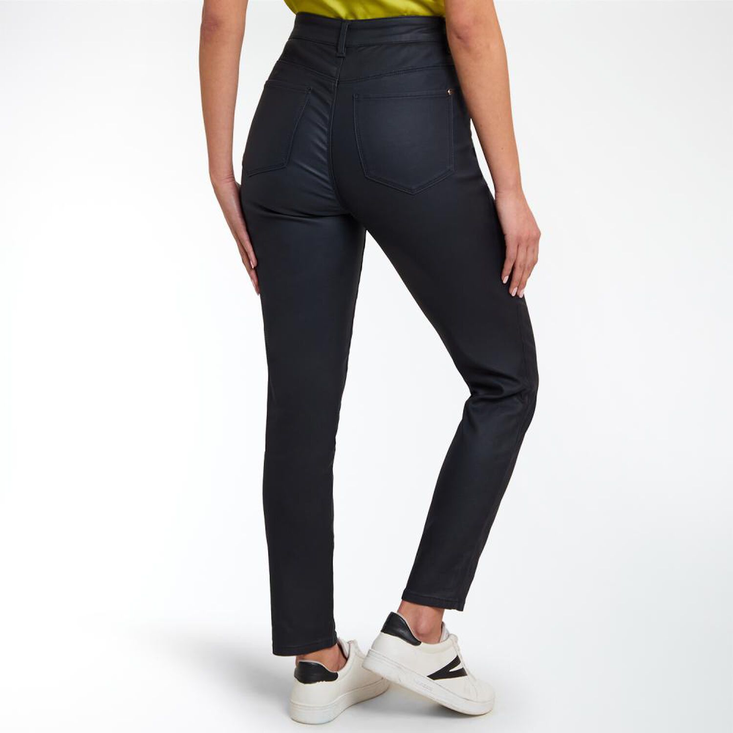 Pantal&oacute;n Engomado Tiro Medio Sculpture Push Up Mujer Kimera image number 3.0
