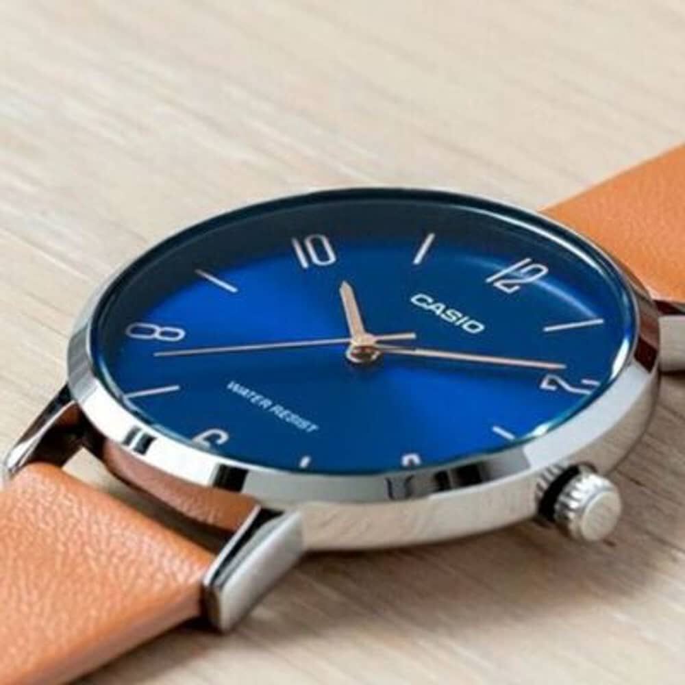 Reloj Ltp-vt01l-2b2 Mujer Analogo Cuero image number 3.0