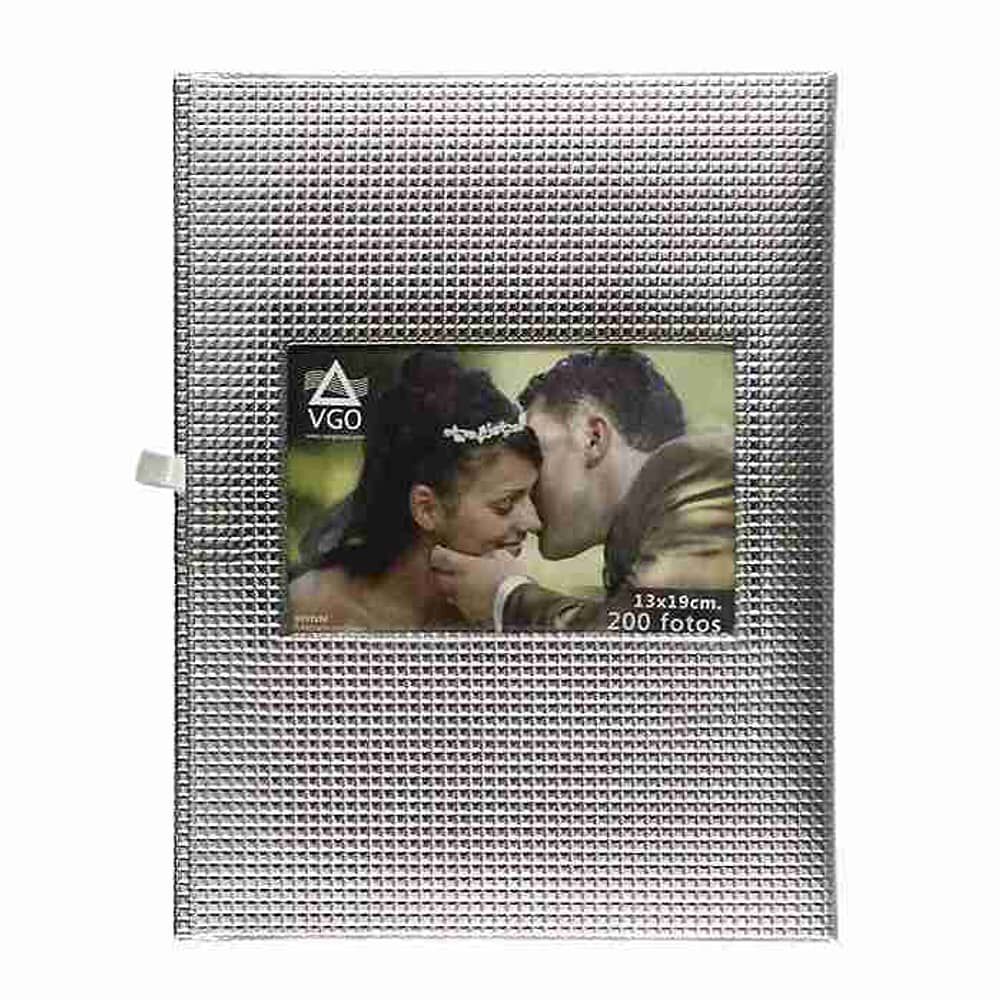 Album Hojas Negras Con Tapas Brillosas Plateado Para Ensobrar 15x21 Cm / 100f Vgo image number 1.0