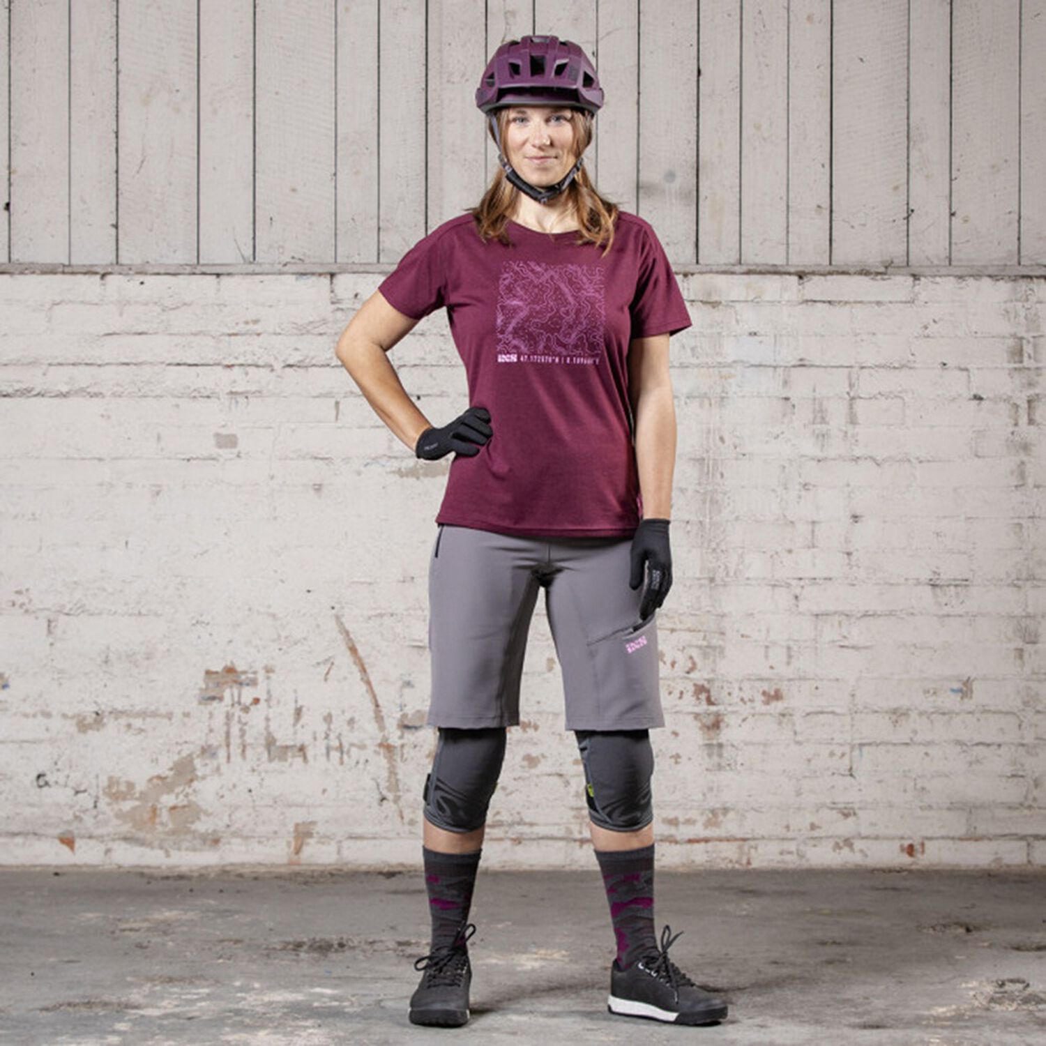 Polera Ixs Mujer Flow Tech Contour Raisin L image number 1.0