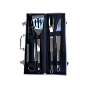 Set 4 Accesorios Parrilleros De Acero Y Maletin De Metal