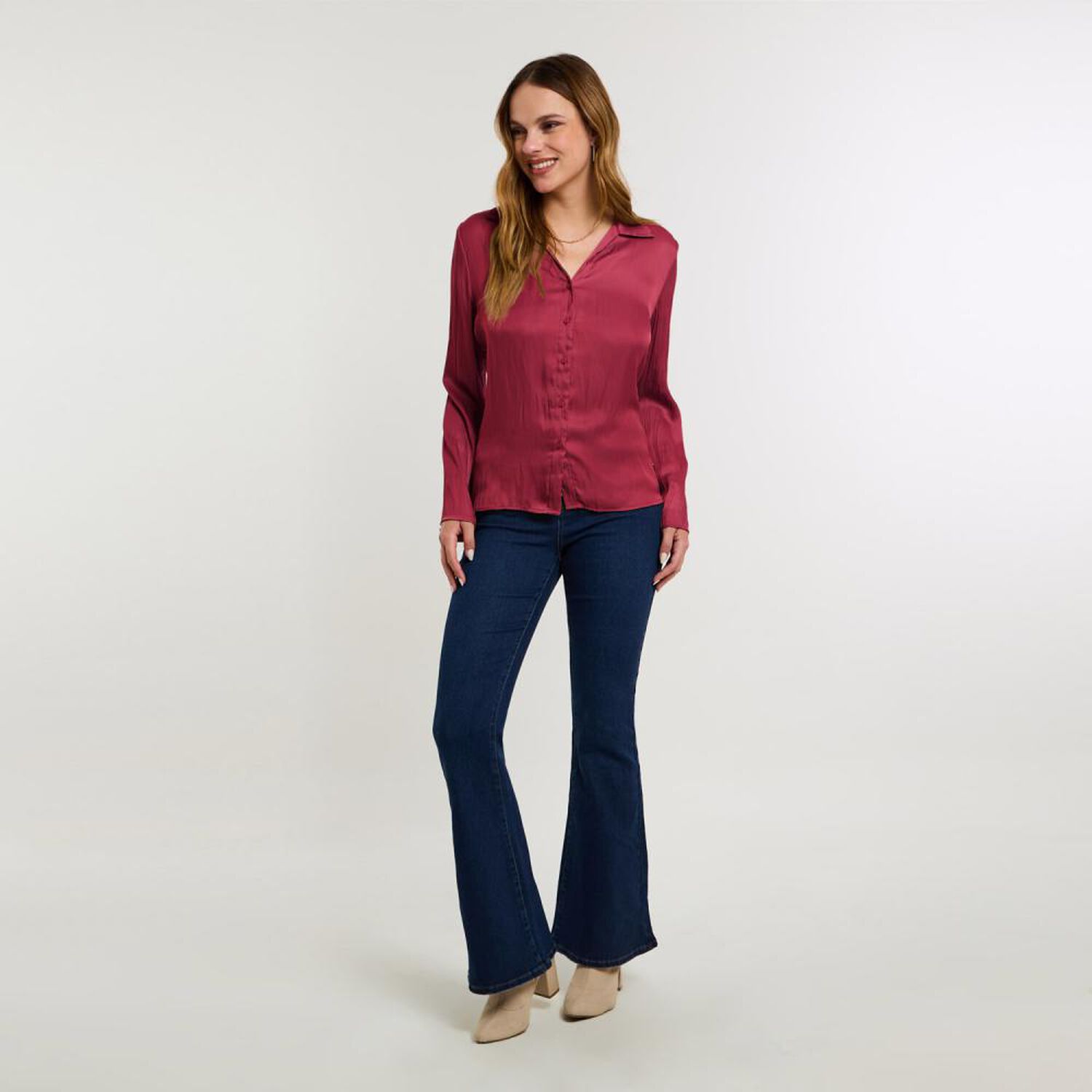 Blusa Abotonada Tipo Camisera Dise&ntilde;o Arrugado Manga Larga Mujer Kimera image number 1.0