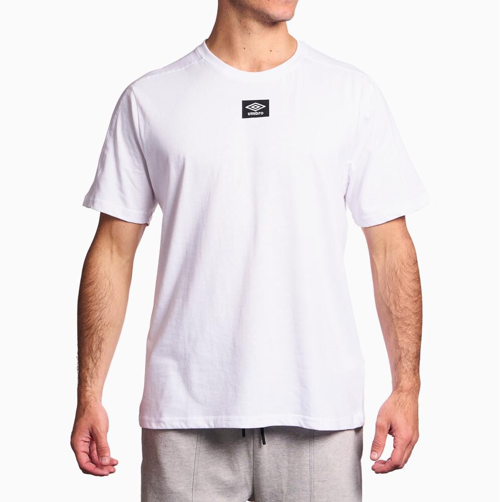 Polera Umbro Essentials Square Logo image number 0.0