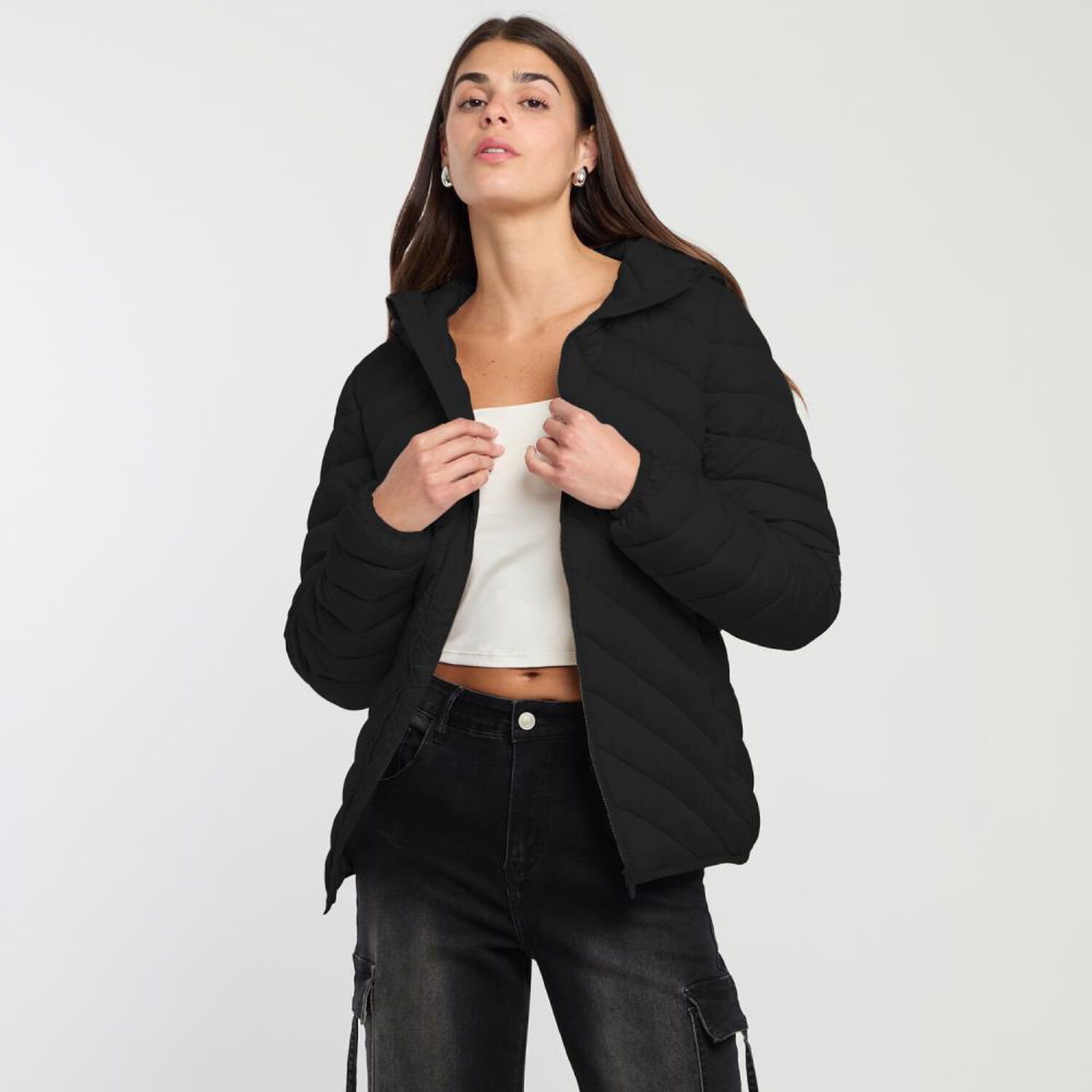 Parka En Linea Diagonal Cuello Alto Con Capucha Mujer Rolly Go image number 0.0