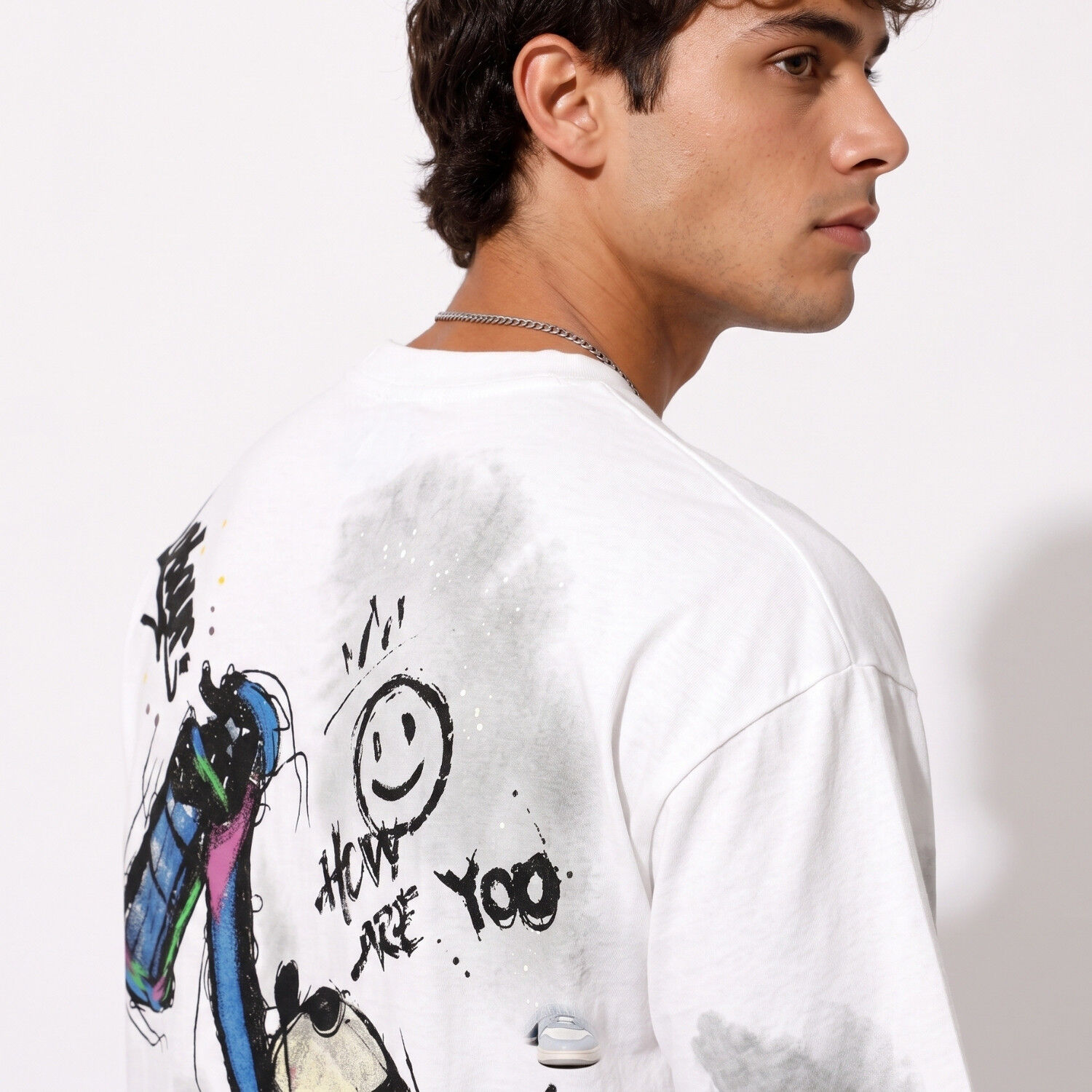 Polera Oversize Dise&ntilde;os Urbanos Hombre image number 3.0