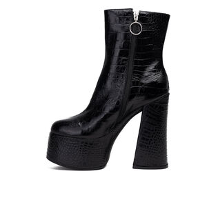 Taco Cuero Mesalina Negra Landazuri