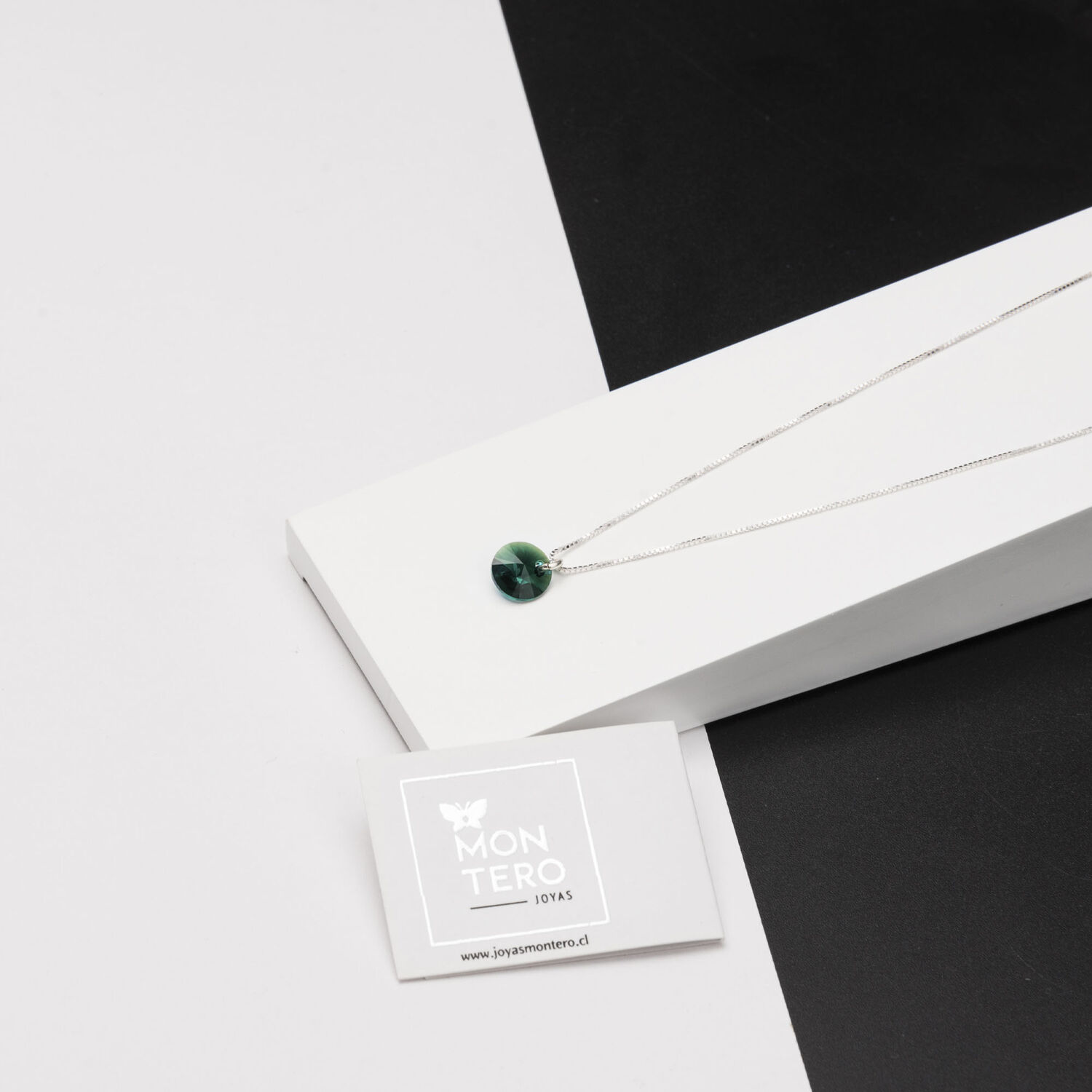 Collar Punto De Luz Plata Italiana 925 Y Cristal Genuino Emerald image number 1.0