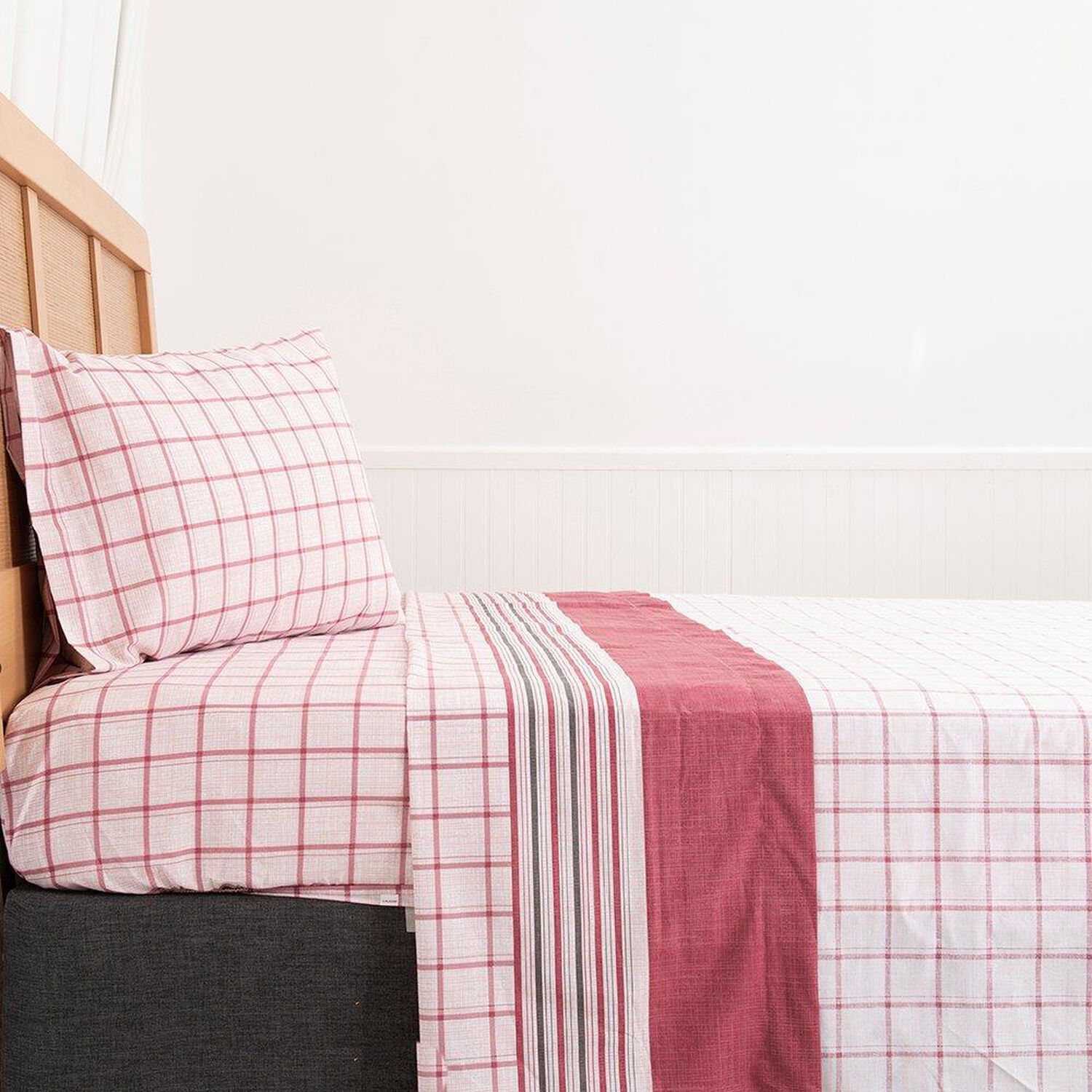 Sabana Estampada 144 Hilos 1 P Tartan image number 0.0