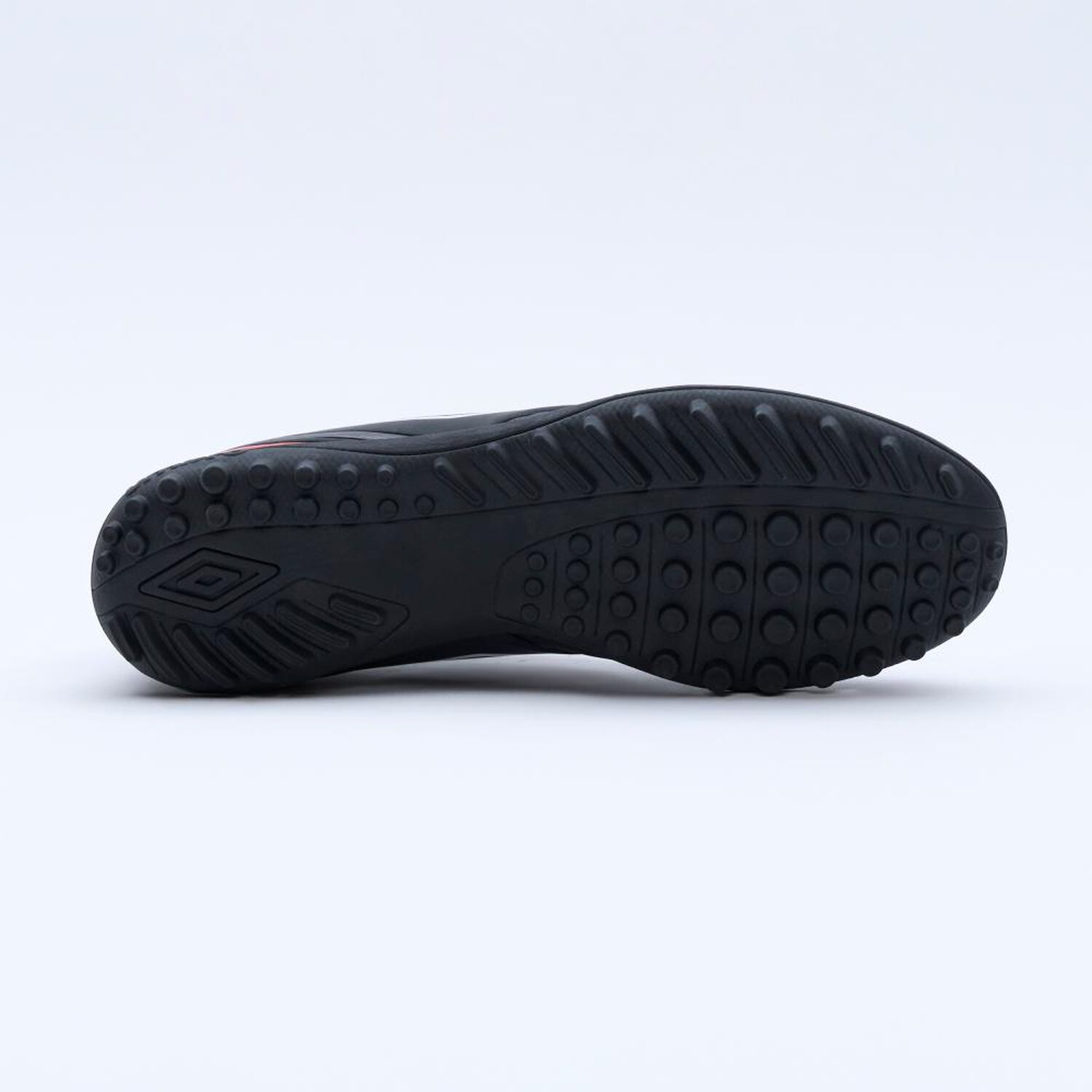 Zapatilla F&uacute;tbol Hombre Umbro Classico Xiii Negro image number 1.0
