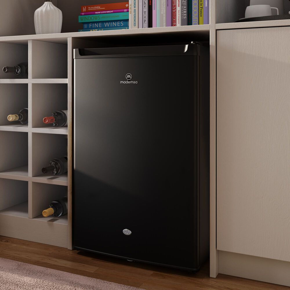 Frigobar 120l Fr&iacute;o Directo Con Llave Y Luz Led Mmb120b Negro image number 6.0