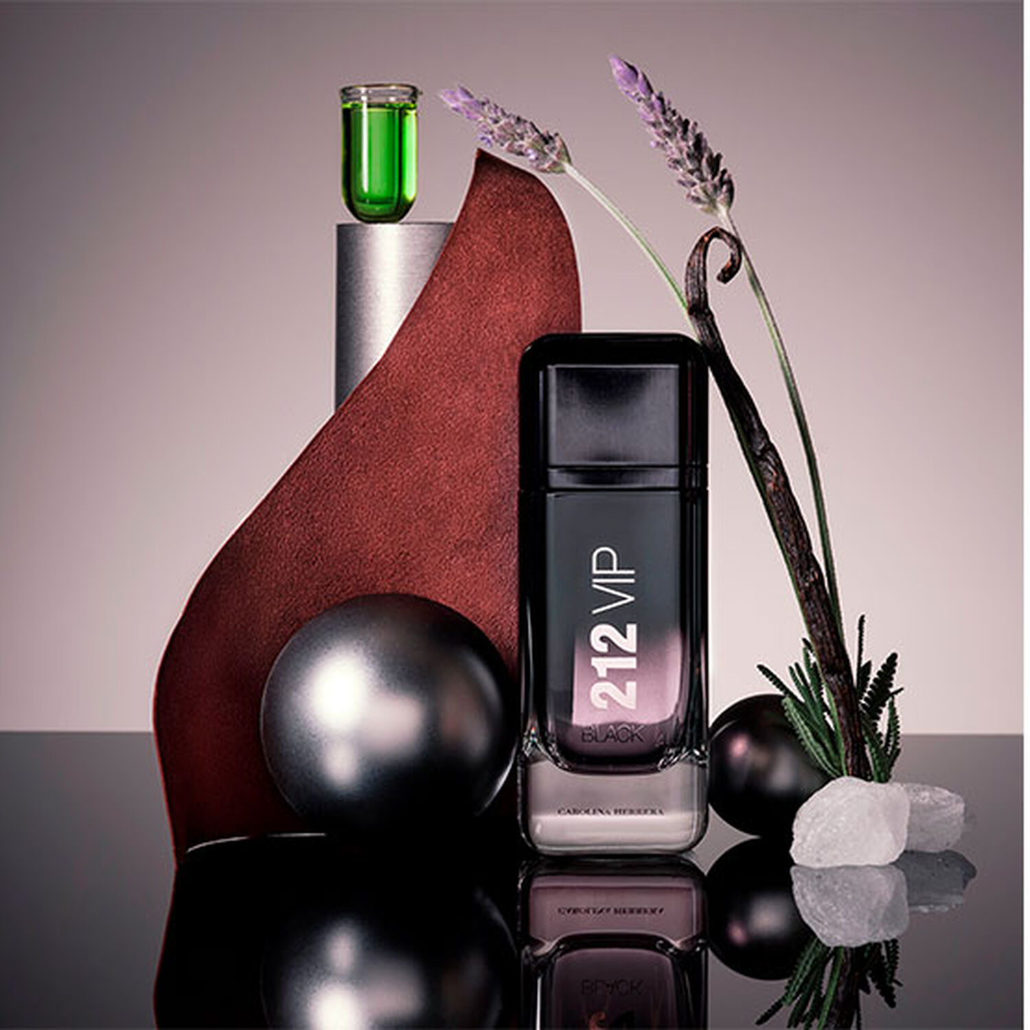 212 Vip Black 100 Ml Edp Carolina Herrera image number 3.0