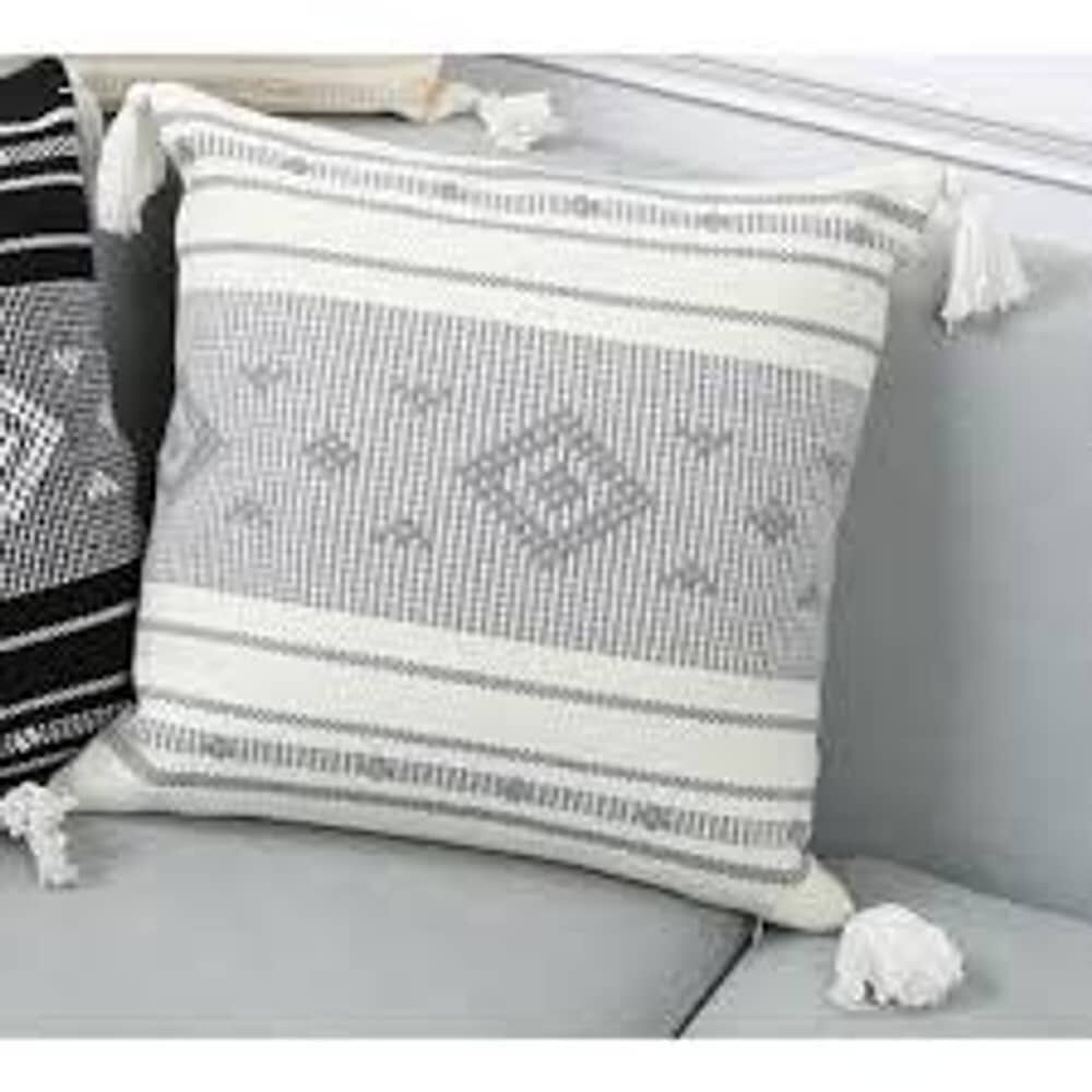 Set De 2 Cojines Kilim Con Borlas image number 3.0