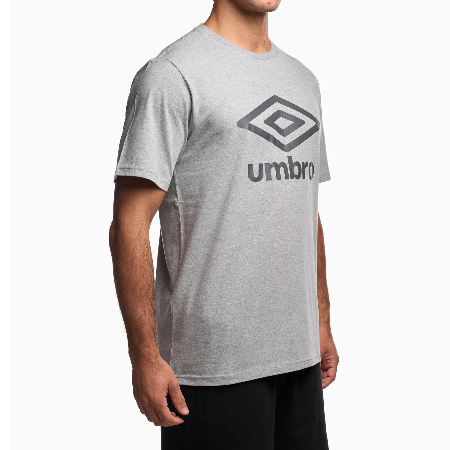 Polera Deportiva T-shirt Big Logo Umbro image number 1.0