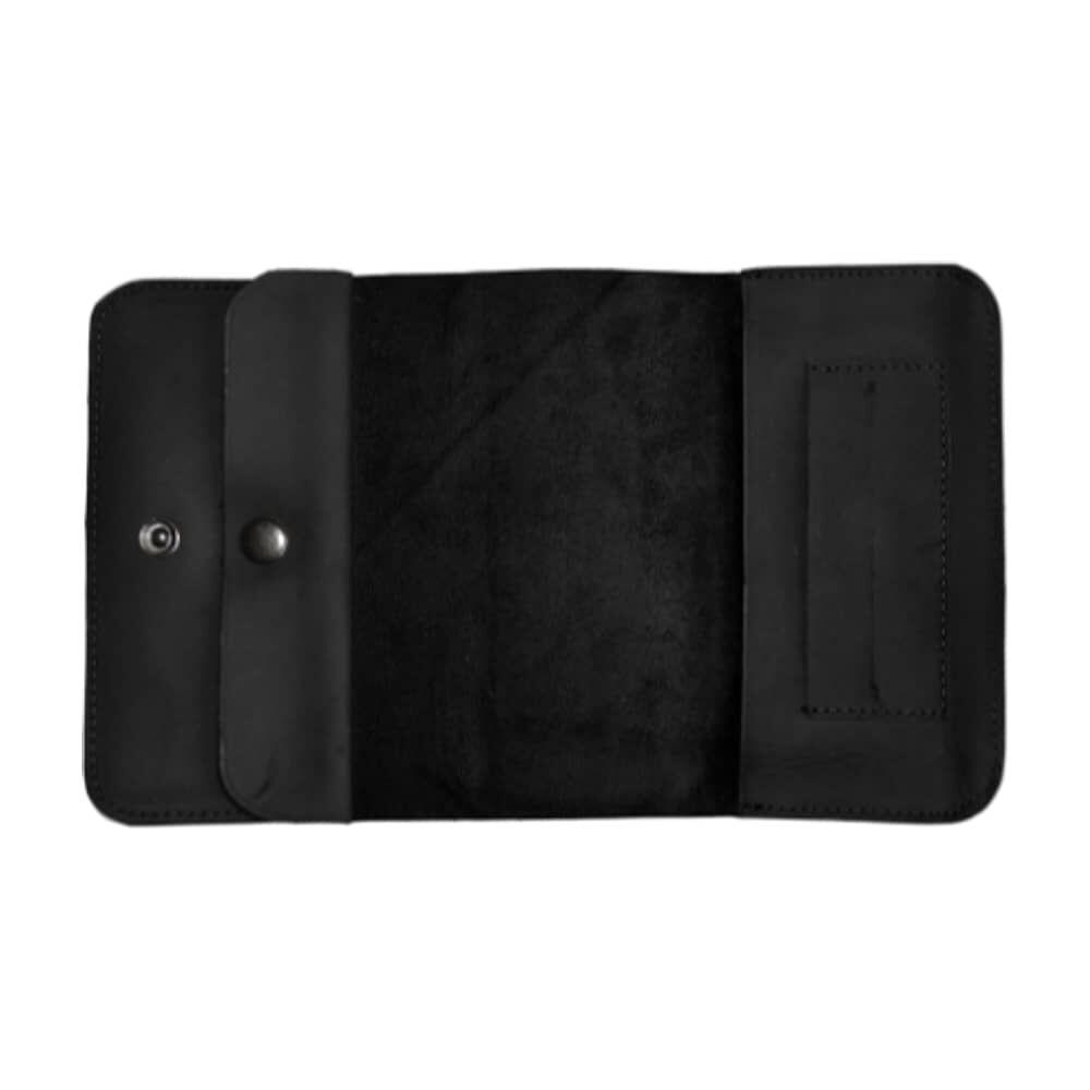 Tabaquera De Cuero Negro Cowboy Hecho A Mano Raiquen image number 2.0