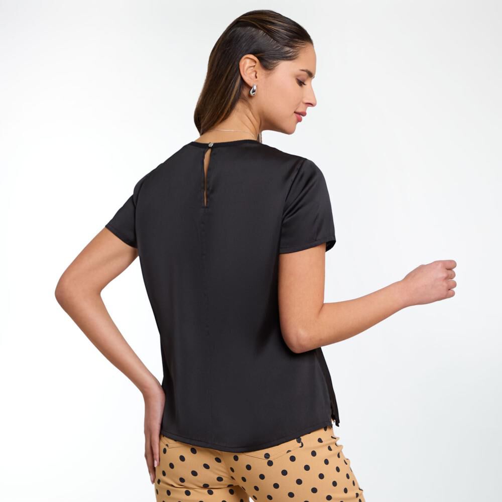 Blusa Regular Manga Corta Con Dobles Cuello Redondo Mujer Kimera image number 3.0