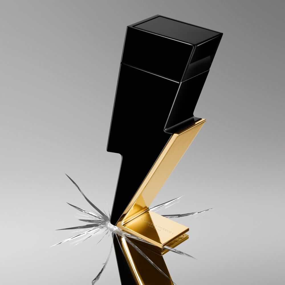 Set De Perfumer&iacute;a Bad Boy Carolina Herrera / 100 Ml / Eau De Toilette + Desodorante 150 + Megaspritzar 10 Ml image number 3.0