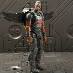 Falcon Figura De Accion Marvel Avengers Coleccionable
