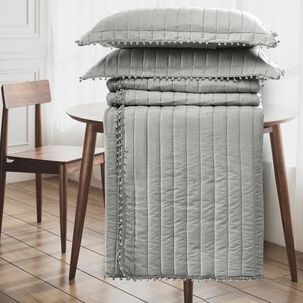Quilt Andes Pom Pom Gris 2 Plazas