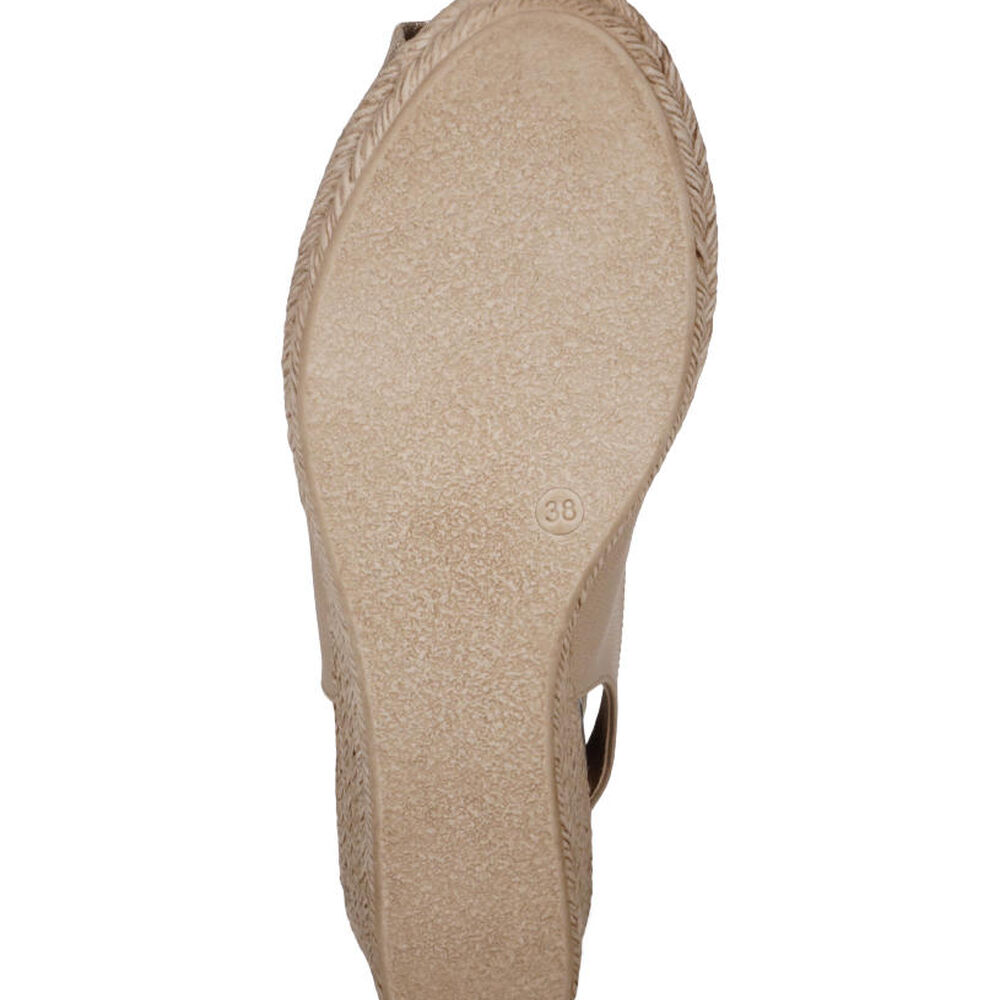 Sandalia Cuero Susanne Dorado image number 5.0