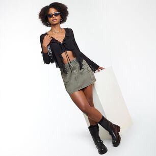 Blusa Con Lazo Manga Larga Cuello V Mujer Rolly Go