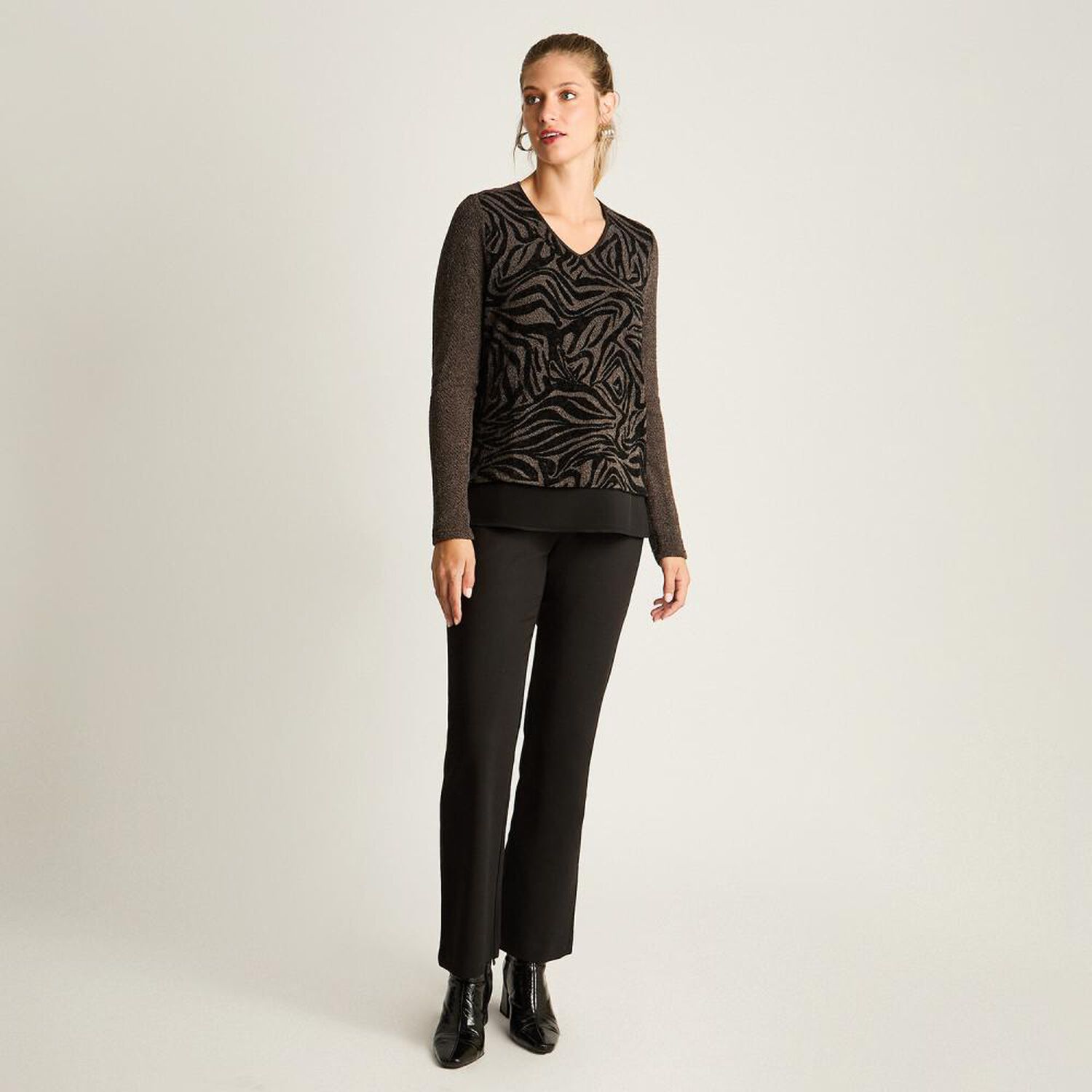 Sweater Animal Print Manga Larga Cuello V Mujer Lorenzo Di Pontti image number 1.0