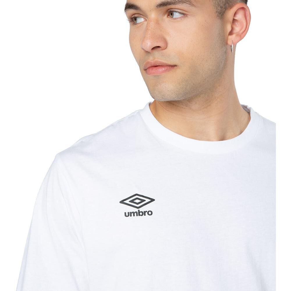 Polera Deportiva Hombre Umbro Essentials Small Logo image number 3.0