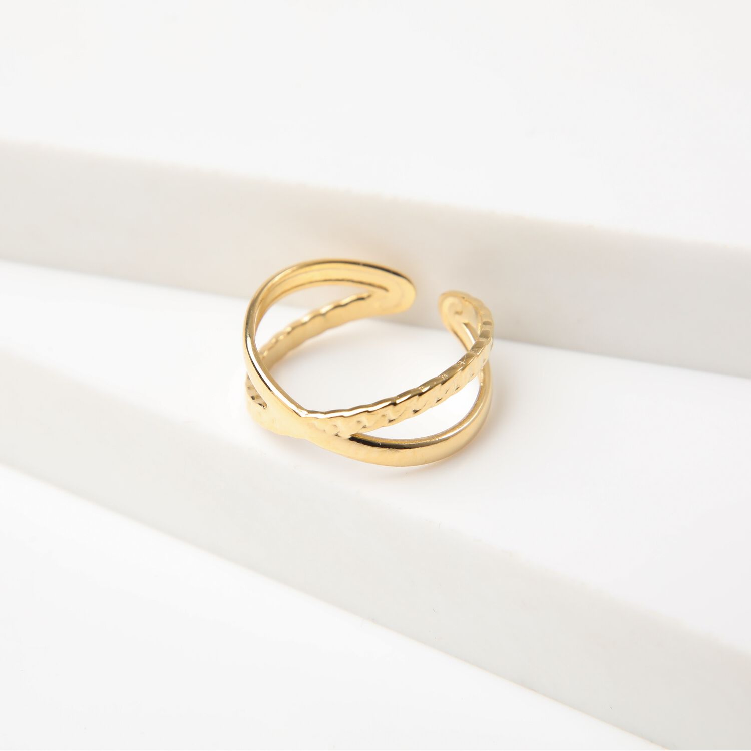 Anillo 19v69 Dorado Mujer Str334 image number 0.0