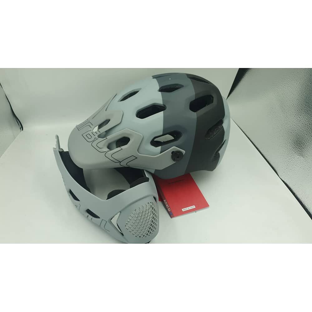 Casco Integral Ciclismo image number 2.0