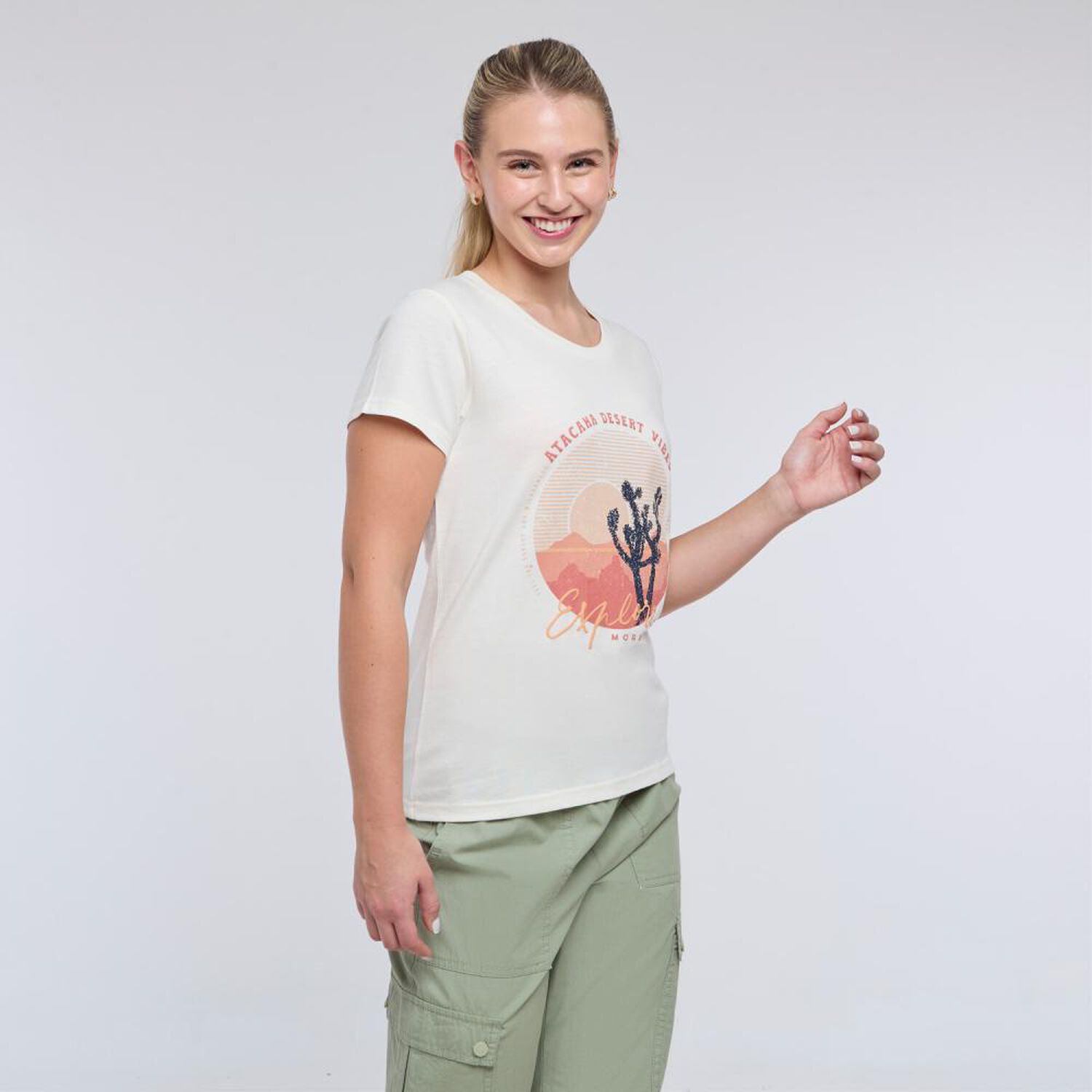 Polera Deportiva Estampada Slim Manga Corta Cuello Redondo Mujer Wetland image number 2.0
