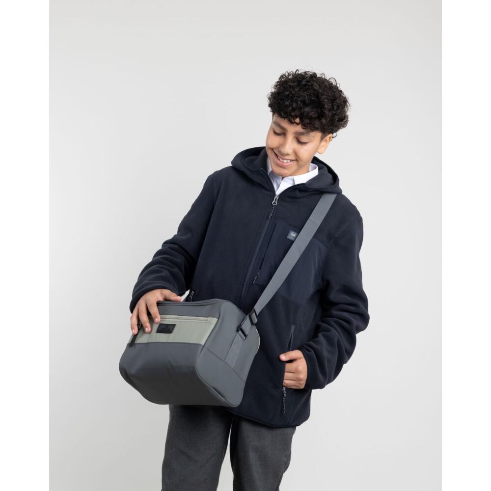 Poler&oacute;n Escolar Ni&ntilde;o Polemic image number 4.0