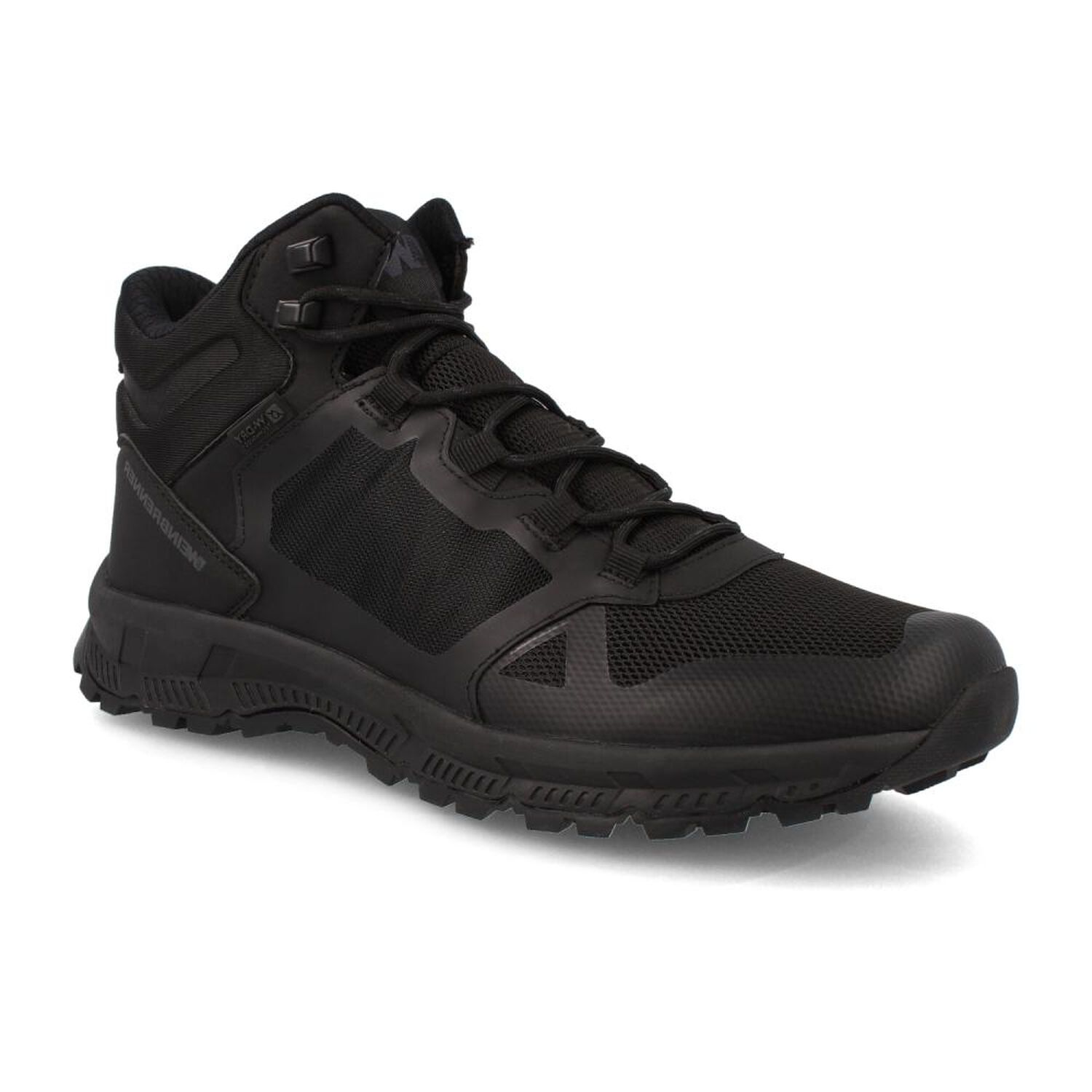 Zapatilla Outdoor Hombre Weinbrenner Estonia Mid Negro W Dry image number 0.0