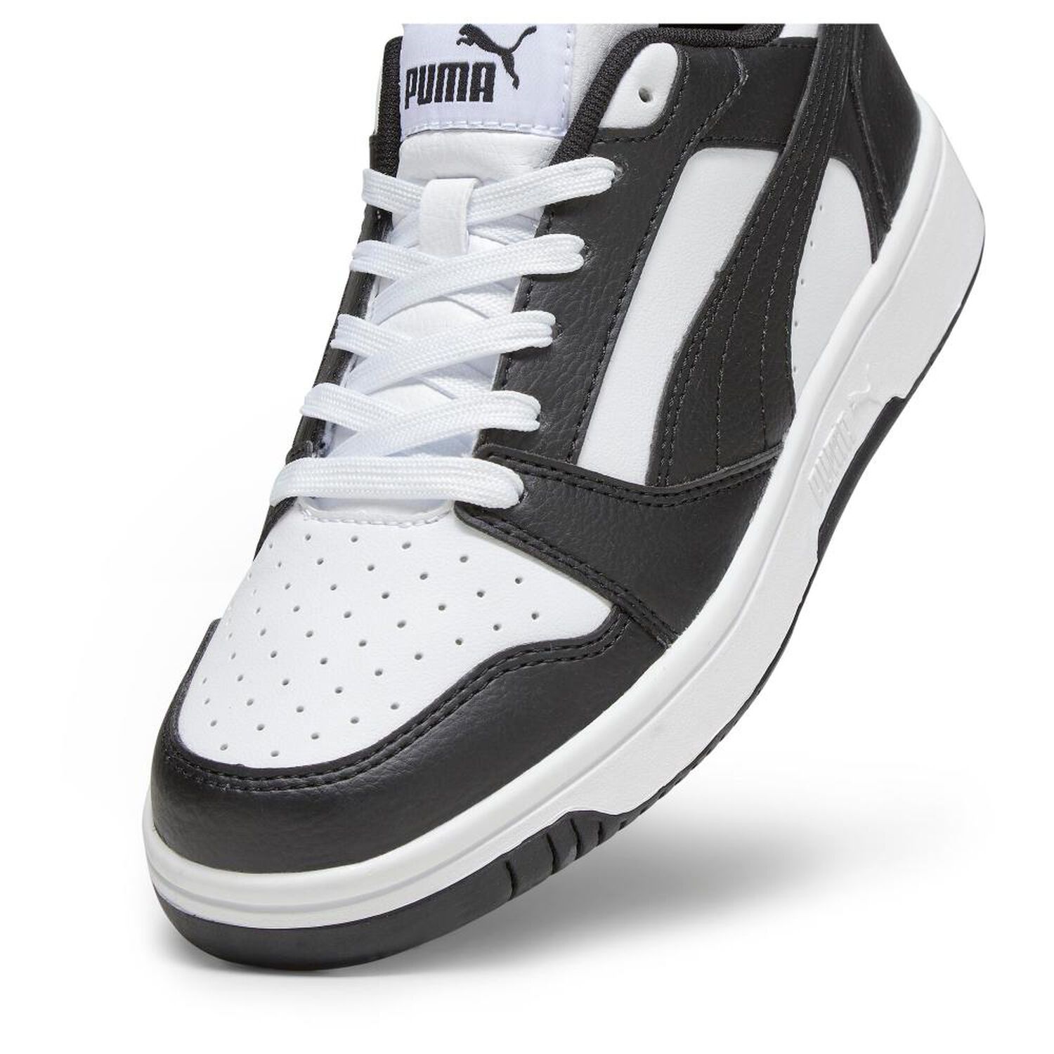 Zapatilla Urbana Unisex Puma Rebound V6 Lo Ac Ps Blanco/negro image number 3.0