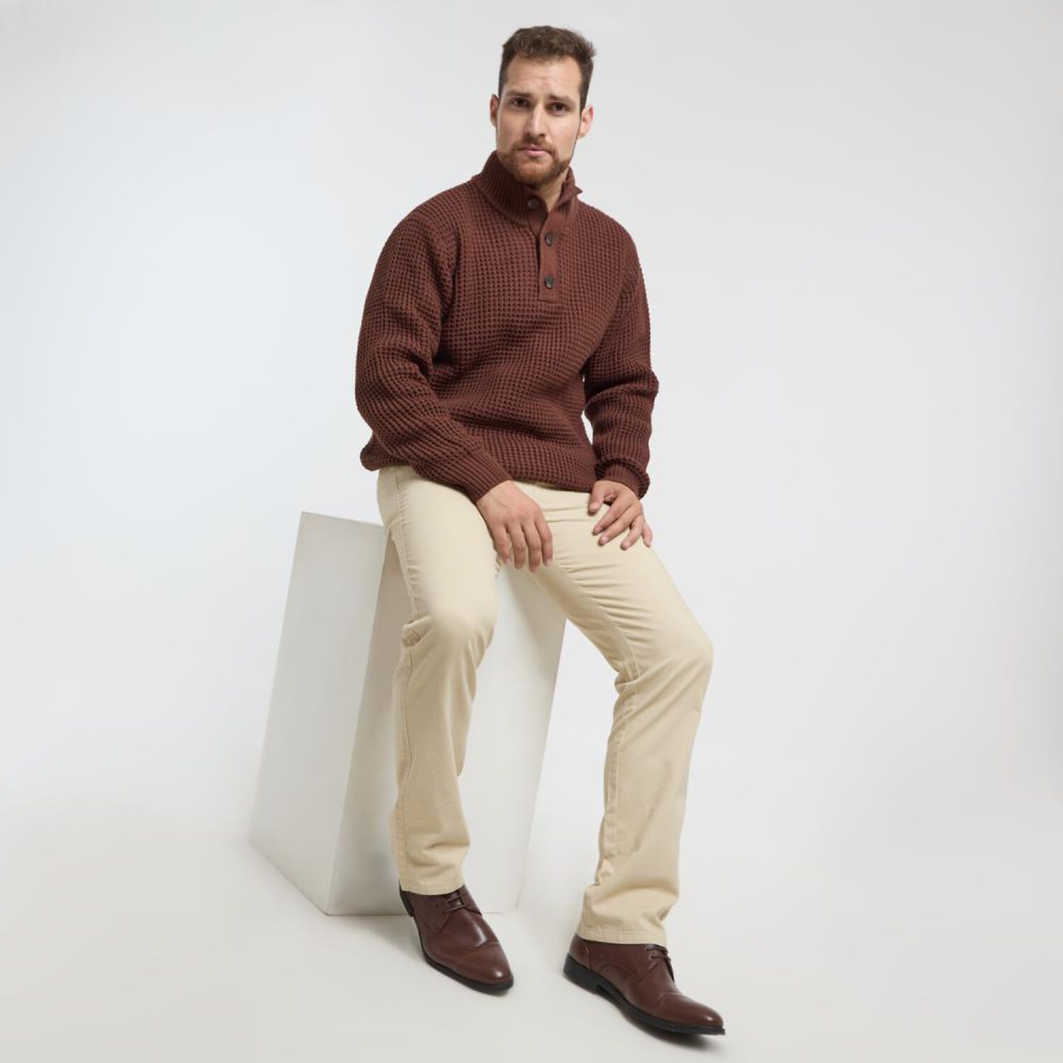 Sweater Liso Regular Cuello Alto Hombre Herald image number 1.0