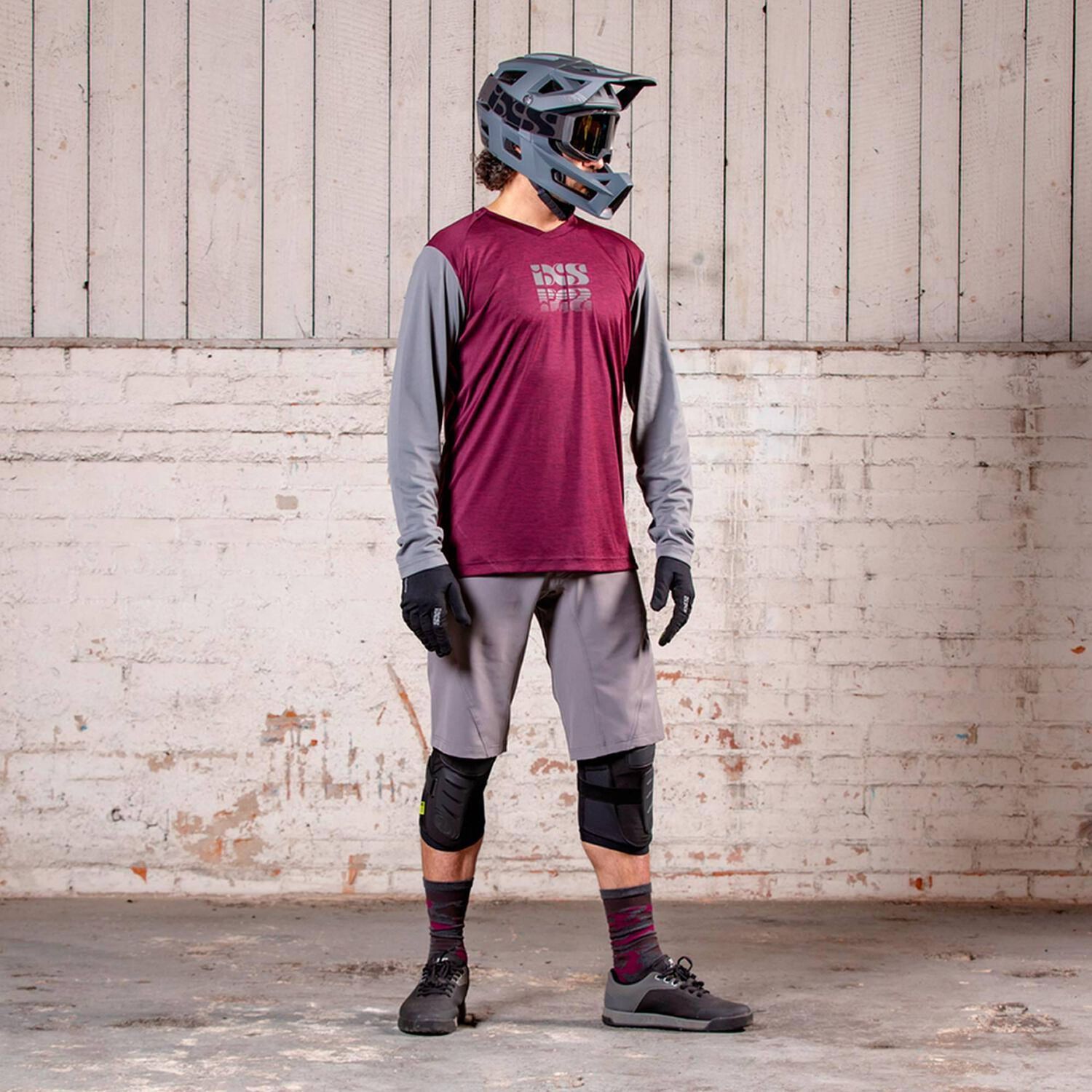 Jersey Ixs Manga Larga Trigger X Raisin Grafito S image number 1.0