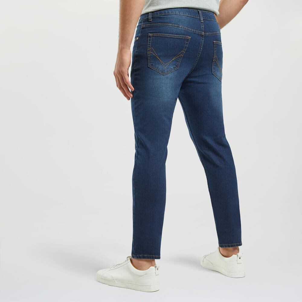 Jeans Regular Tiro Medio Slim Hombre Peroe image number 3.0